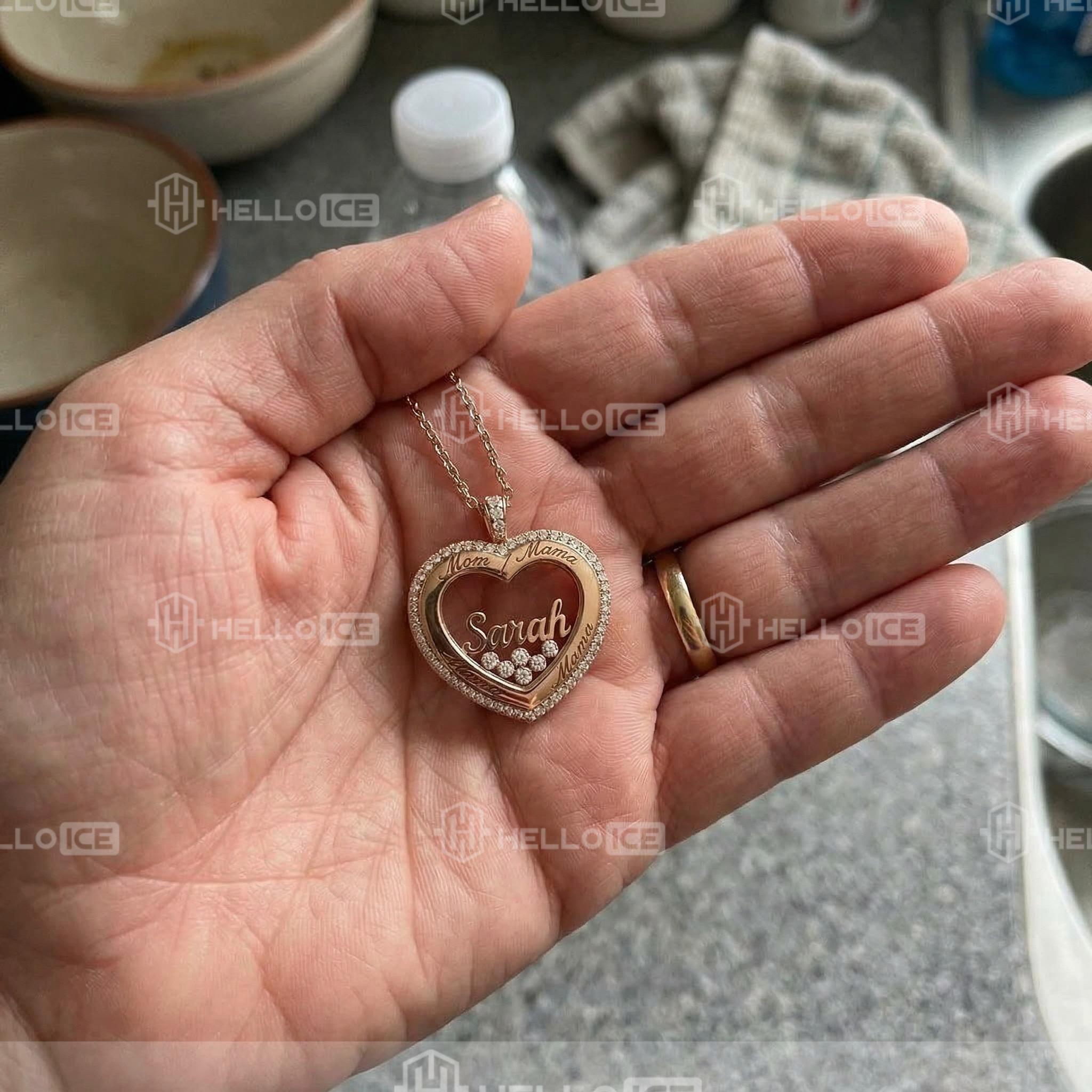 Helloice Review Image