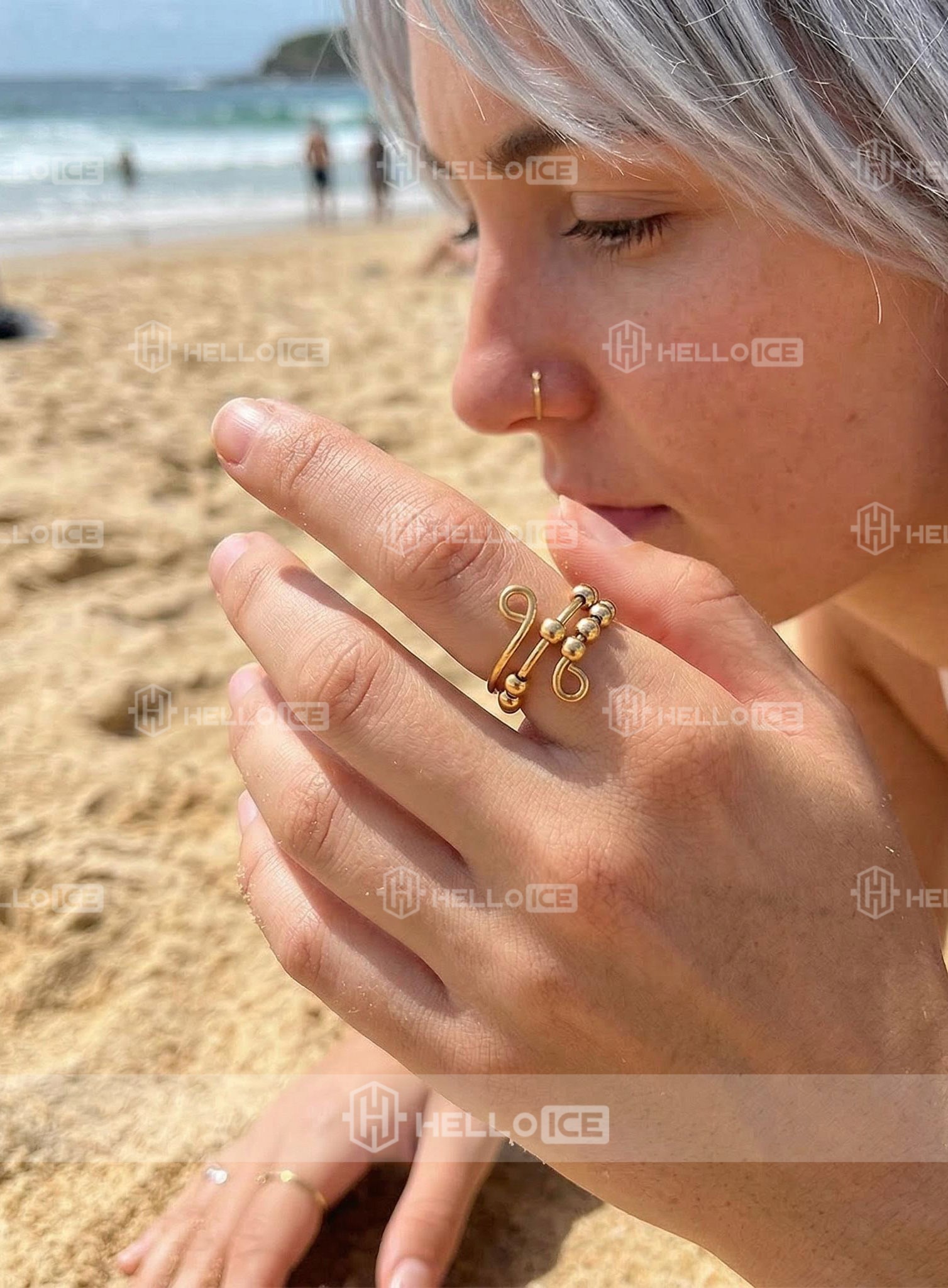 Helloice Review Image