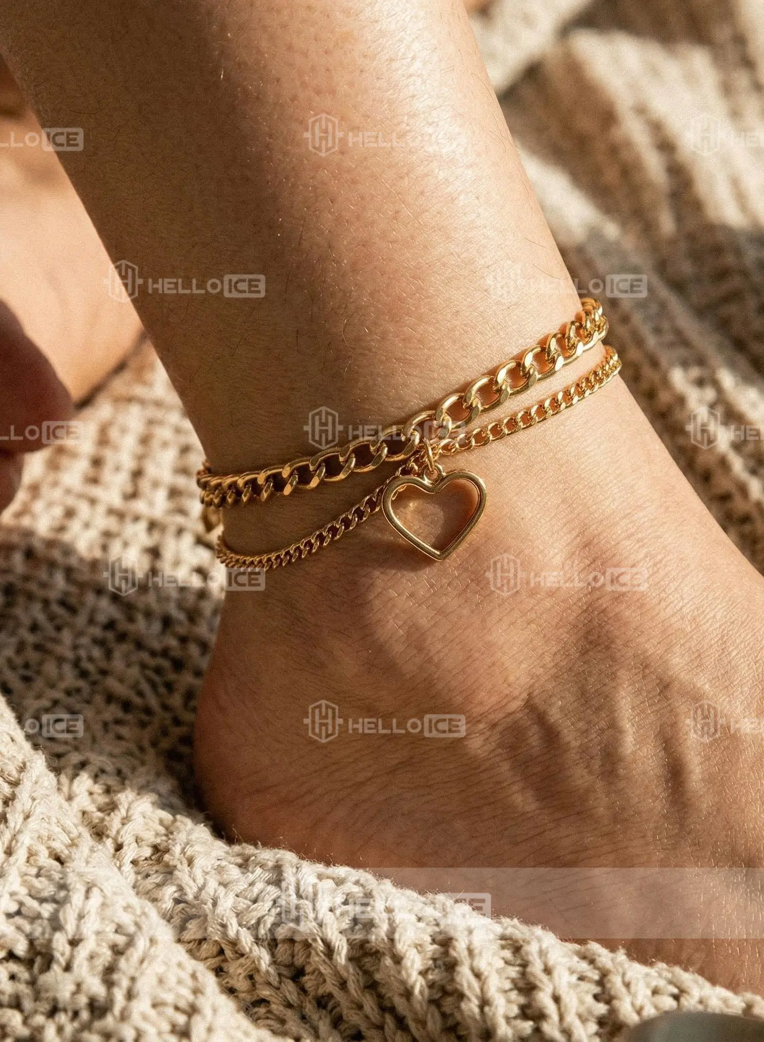 Helloice Review Image