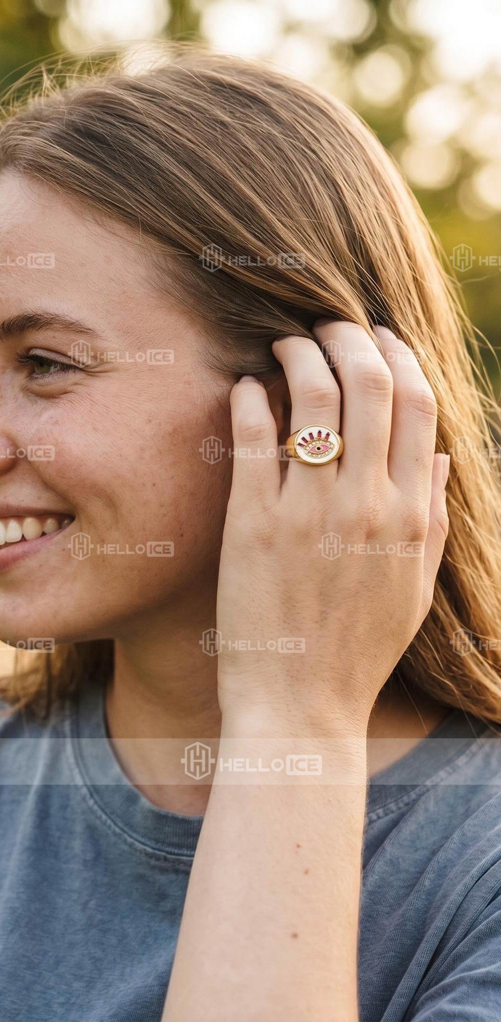 Helloice Review Image