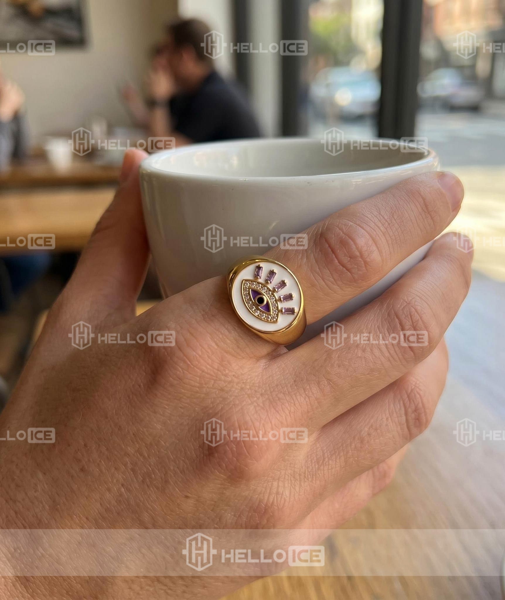 Helloice Review Image