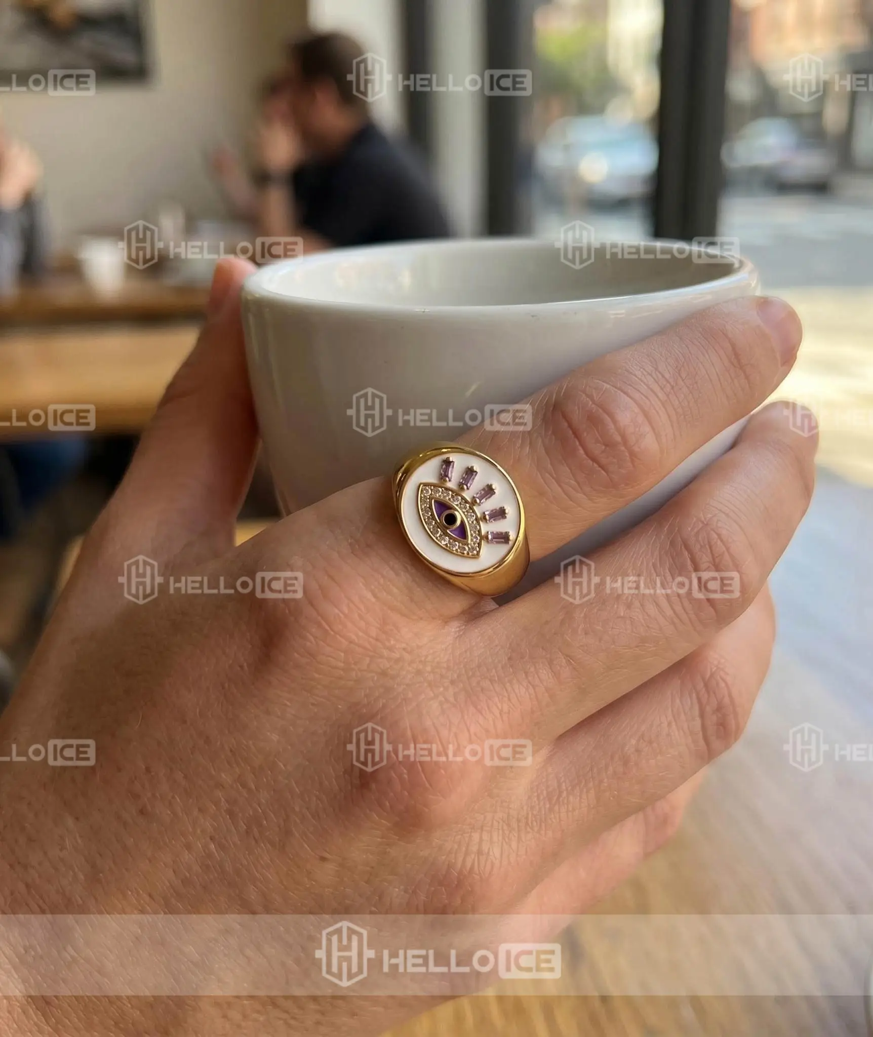 Helloice Review Image