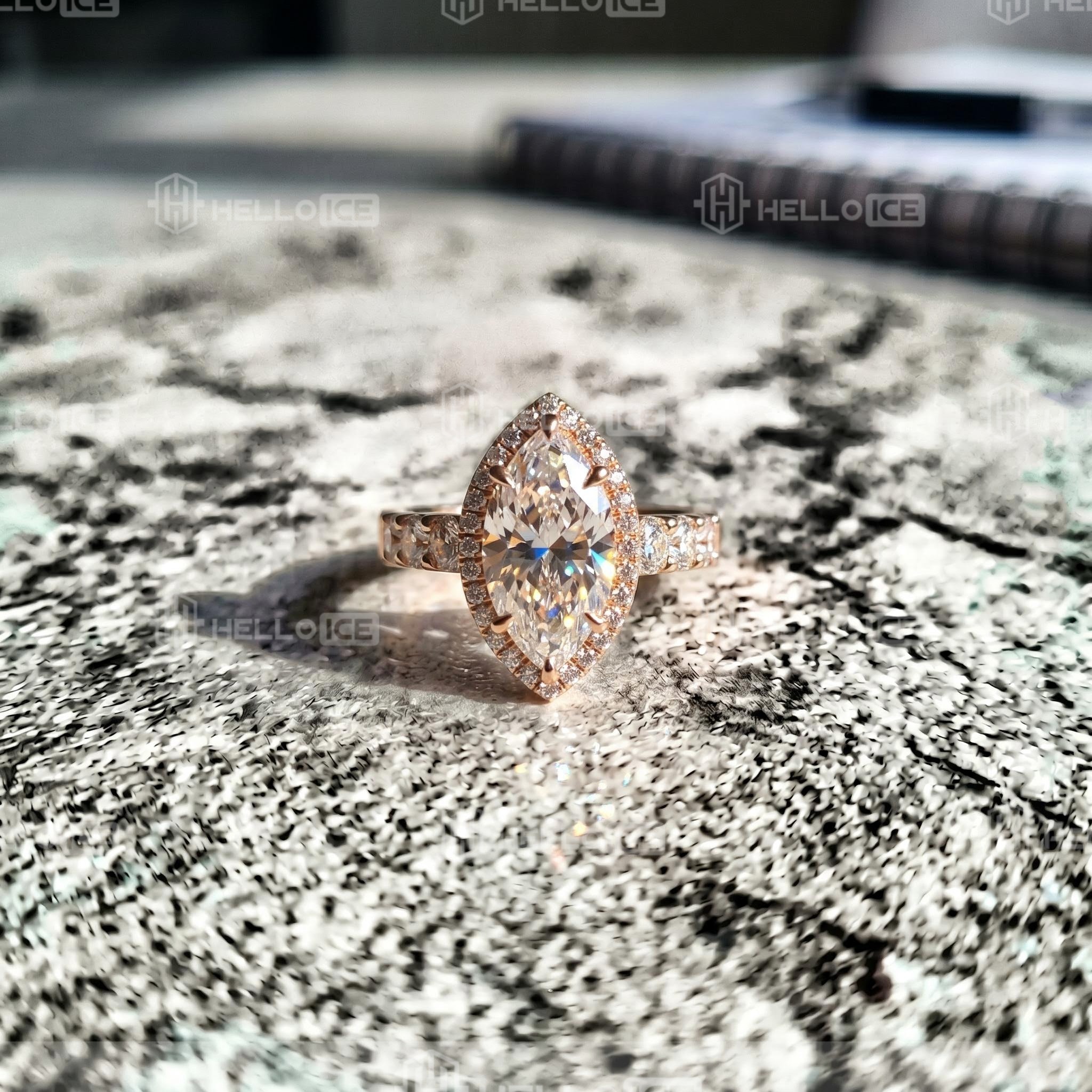 Helloice Review Image