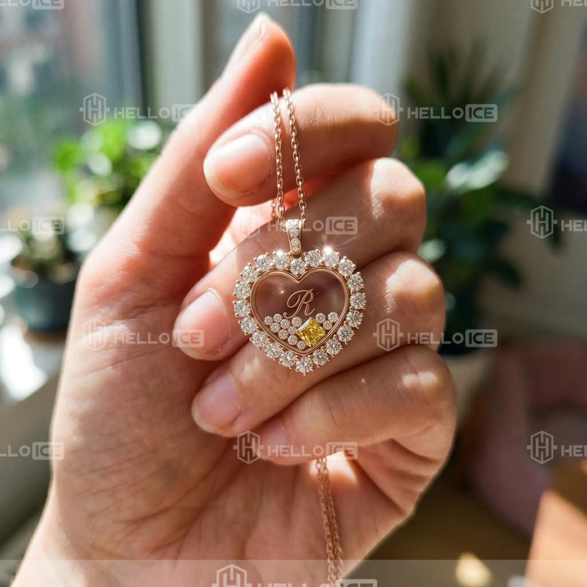 Helloice Review Image