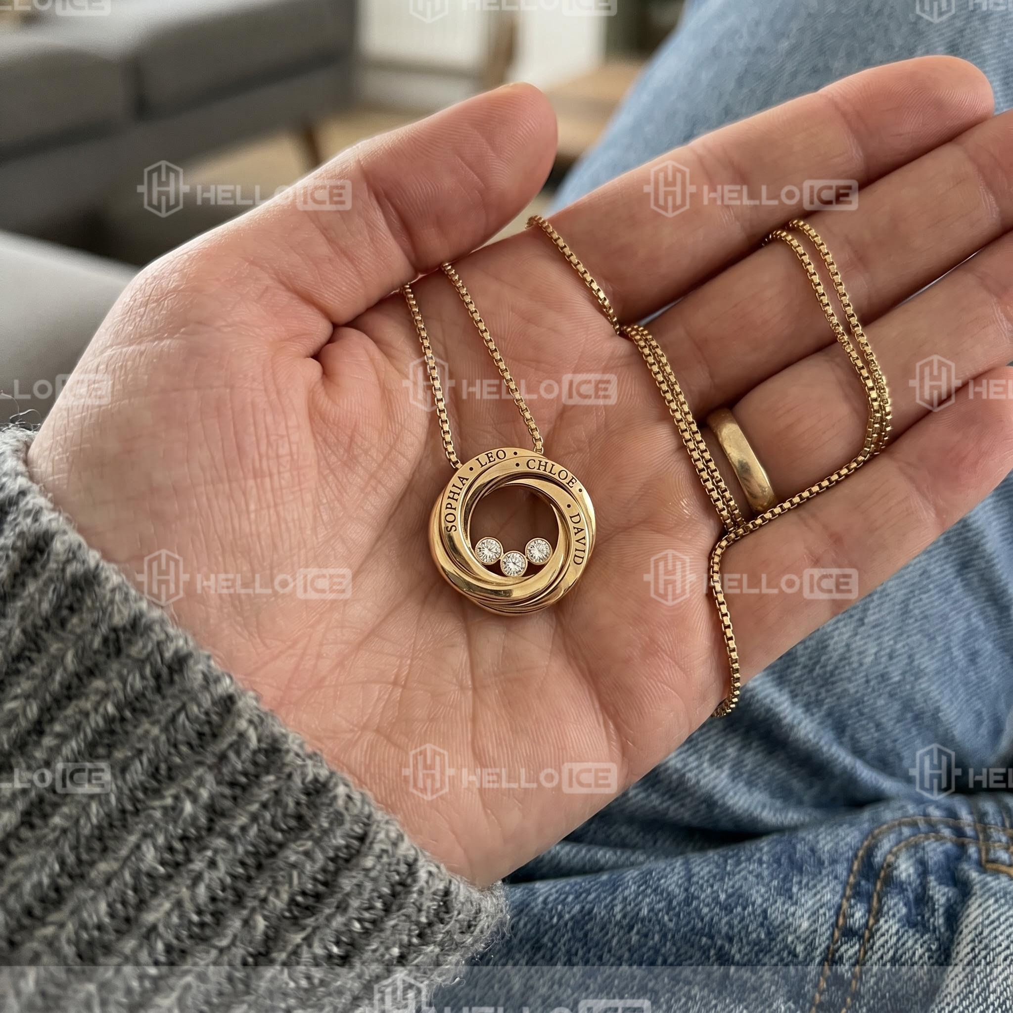 Helloice Review Image