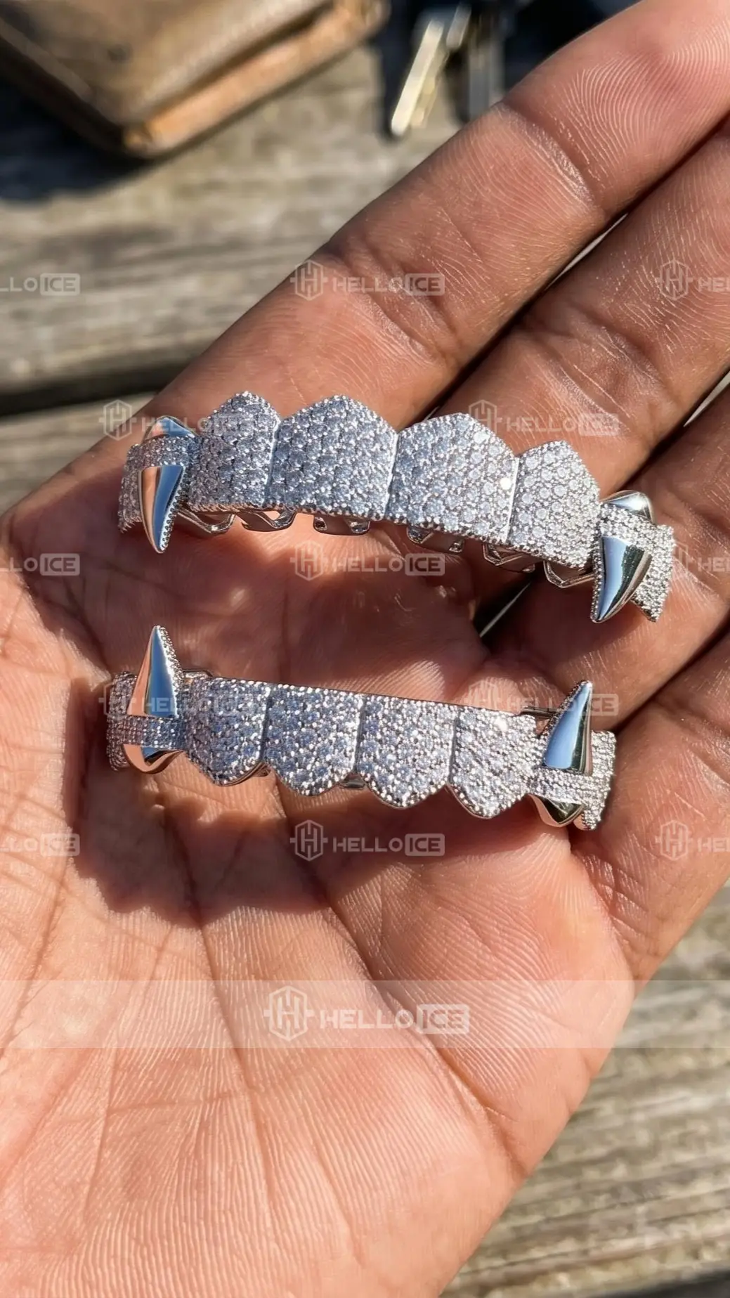 Helloice Review Image