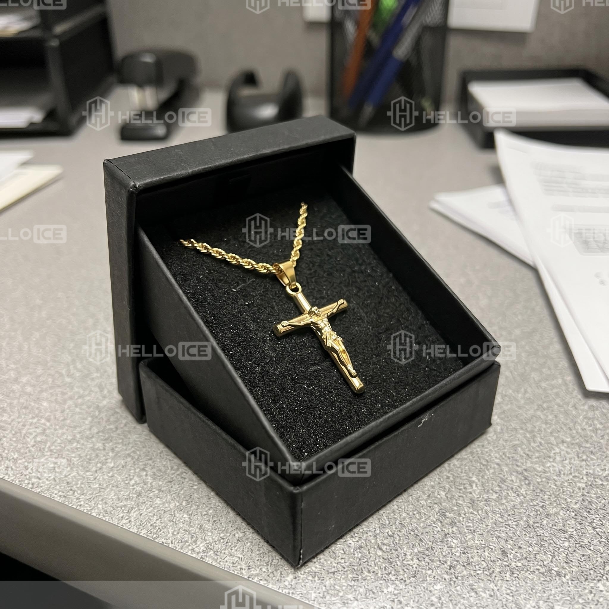 Helloice Review Image