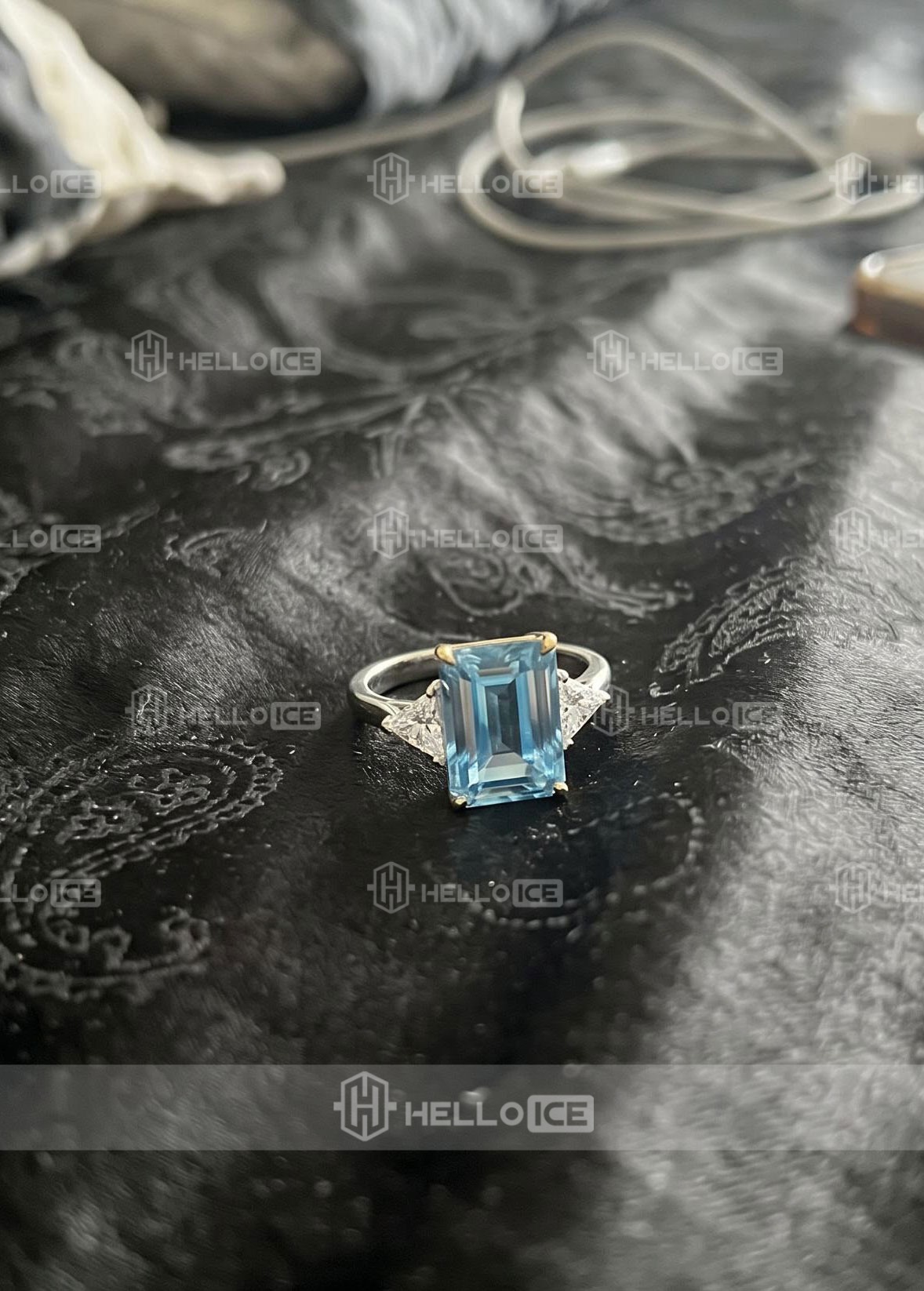 Helloice Review Image
