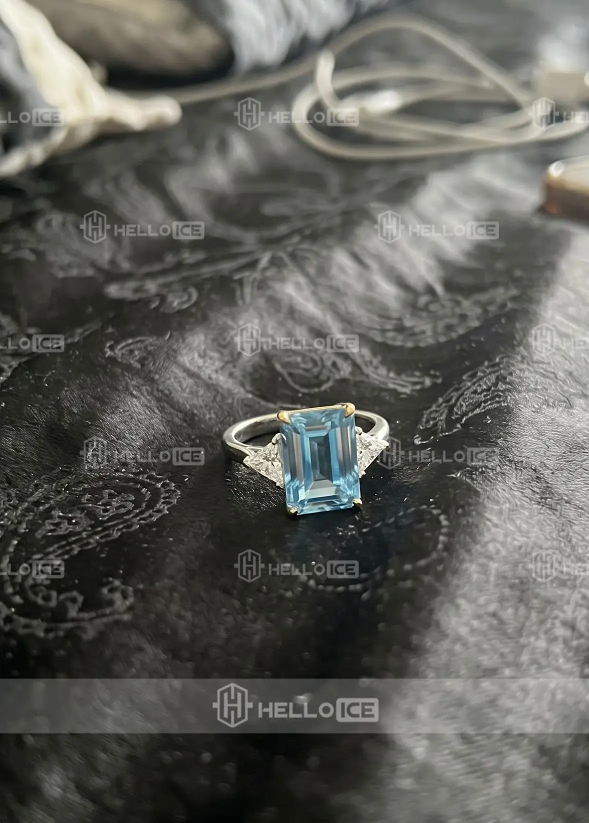 Helloice Review Image