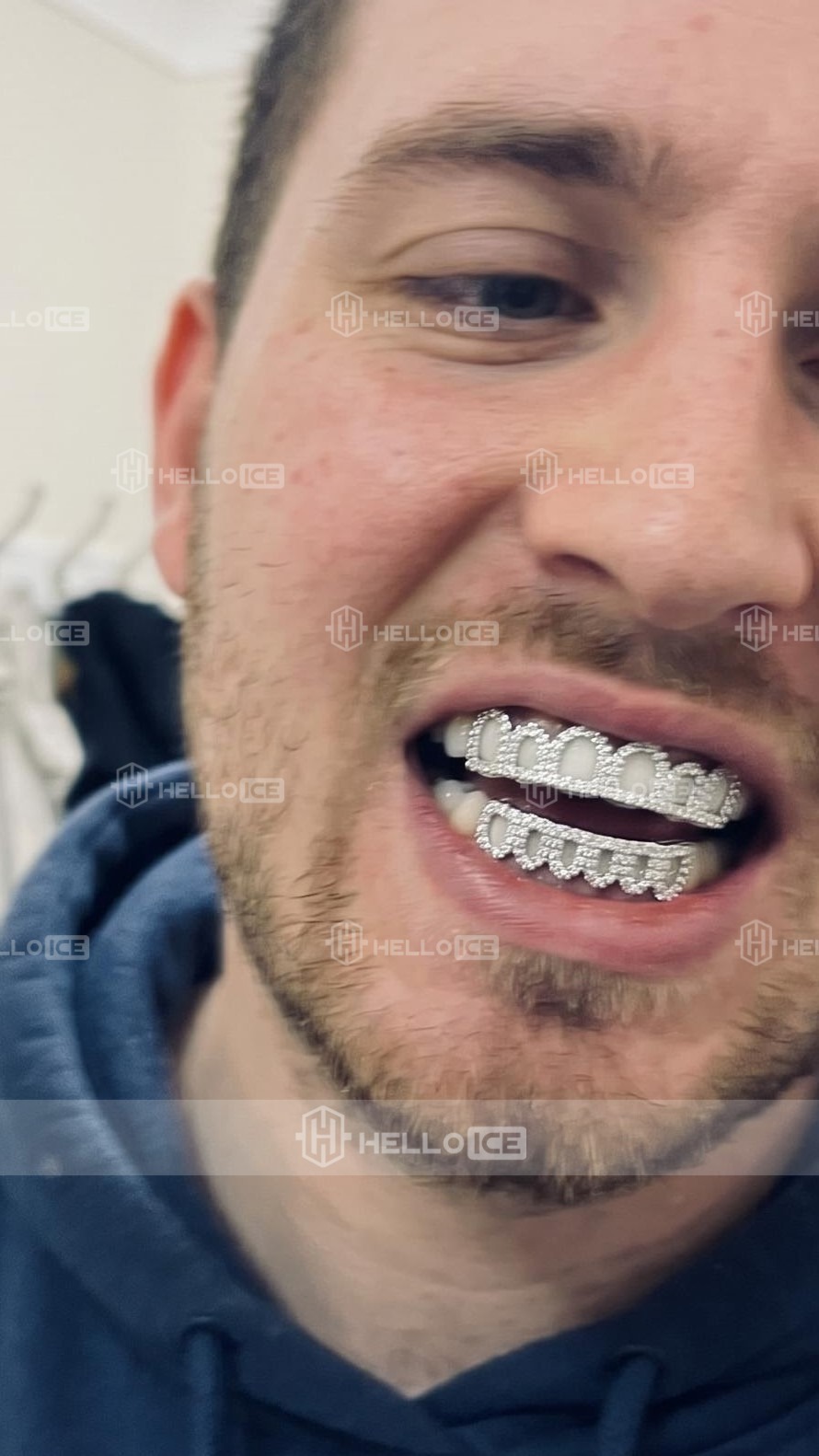 Helloice Review Image