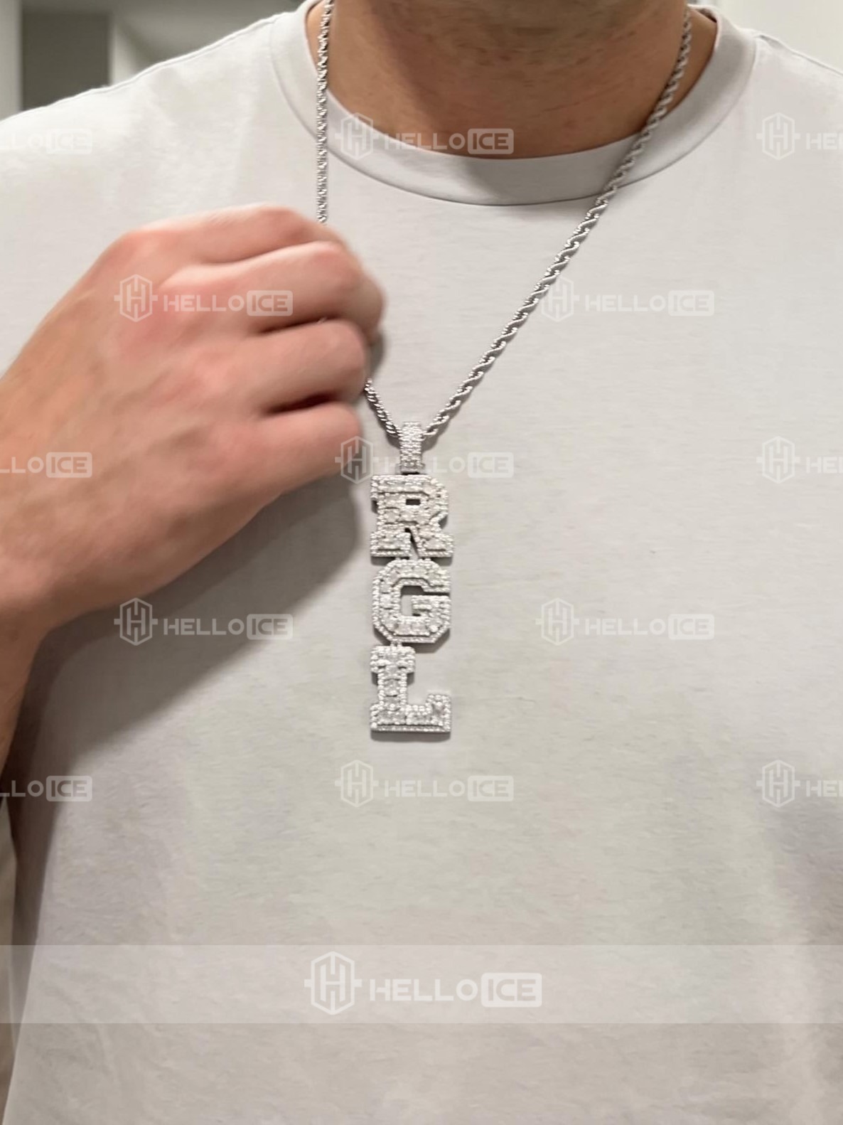 Helloice Review Image