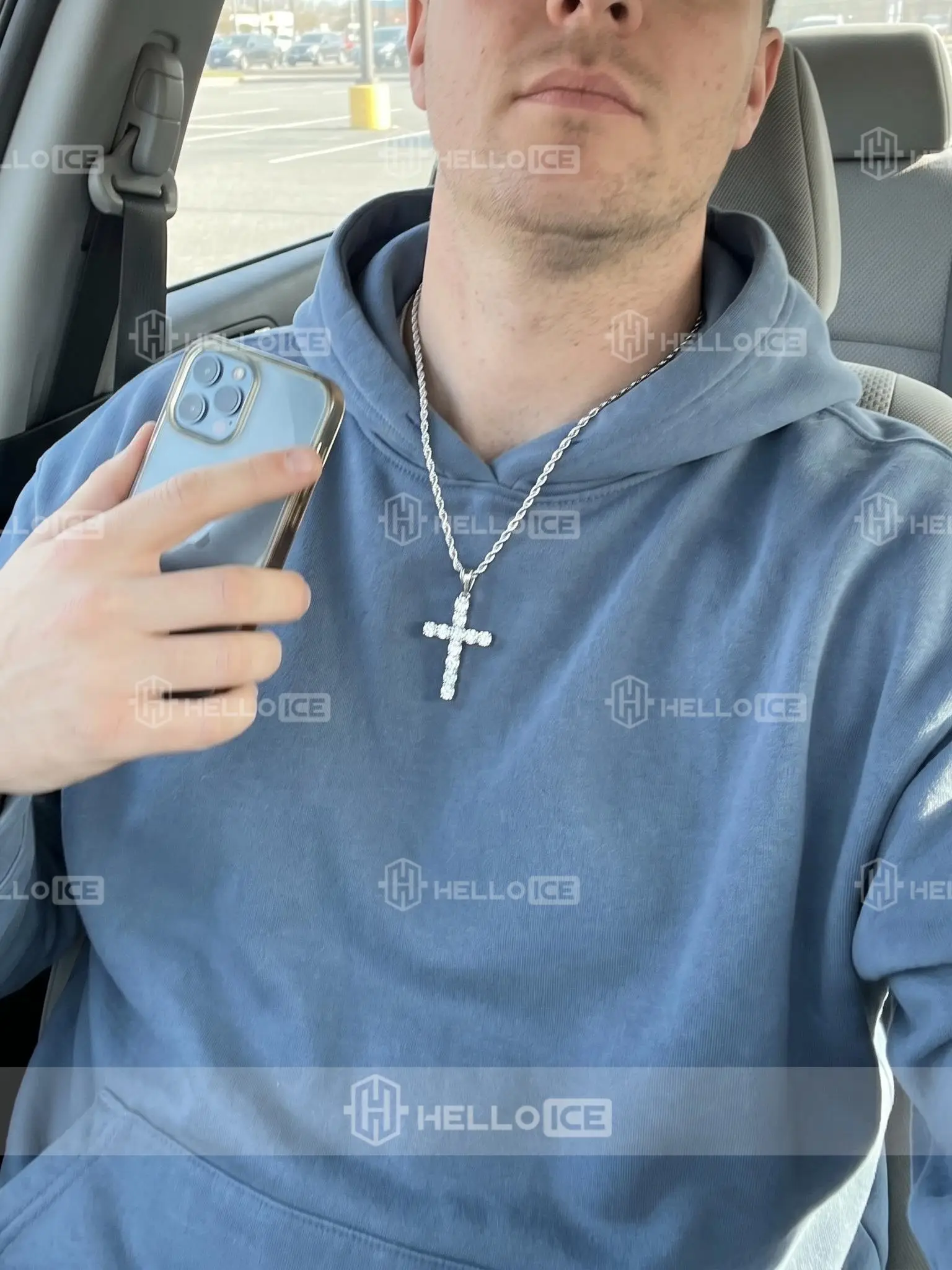 Helloice Review Image