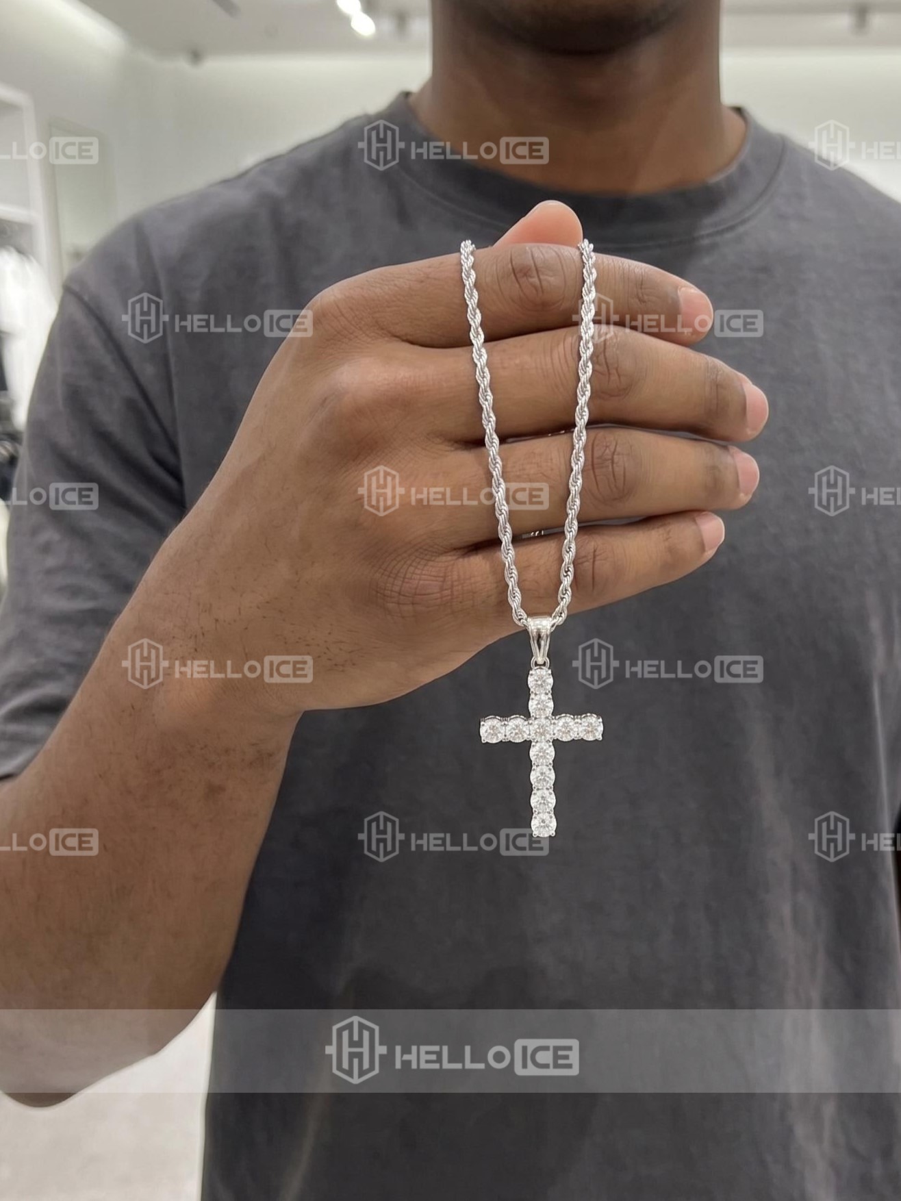 Helloice Review Image