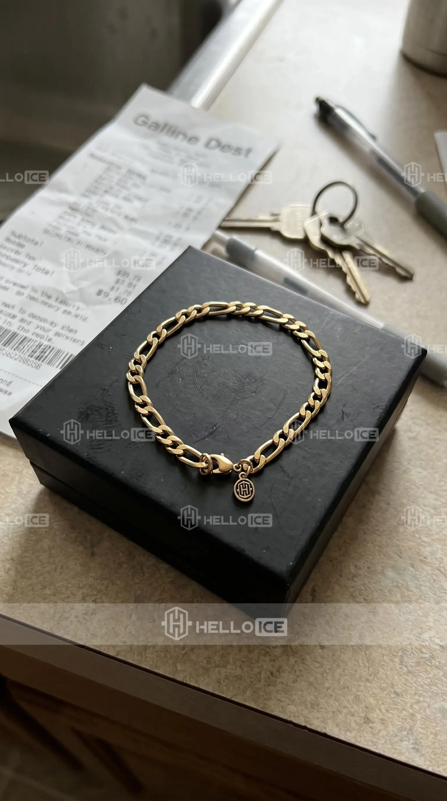 Helloice Review Image