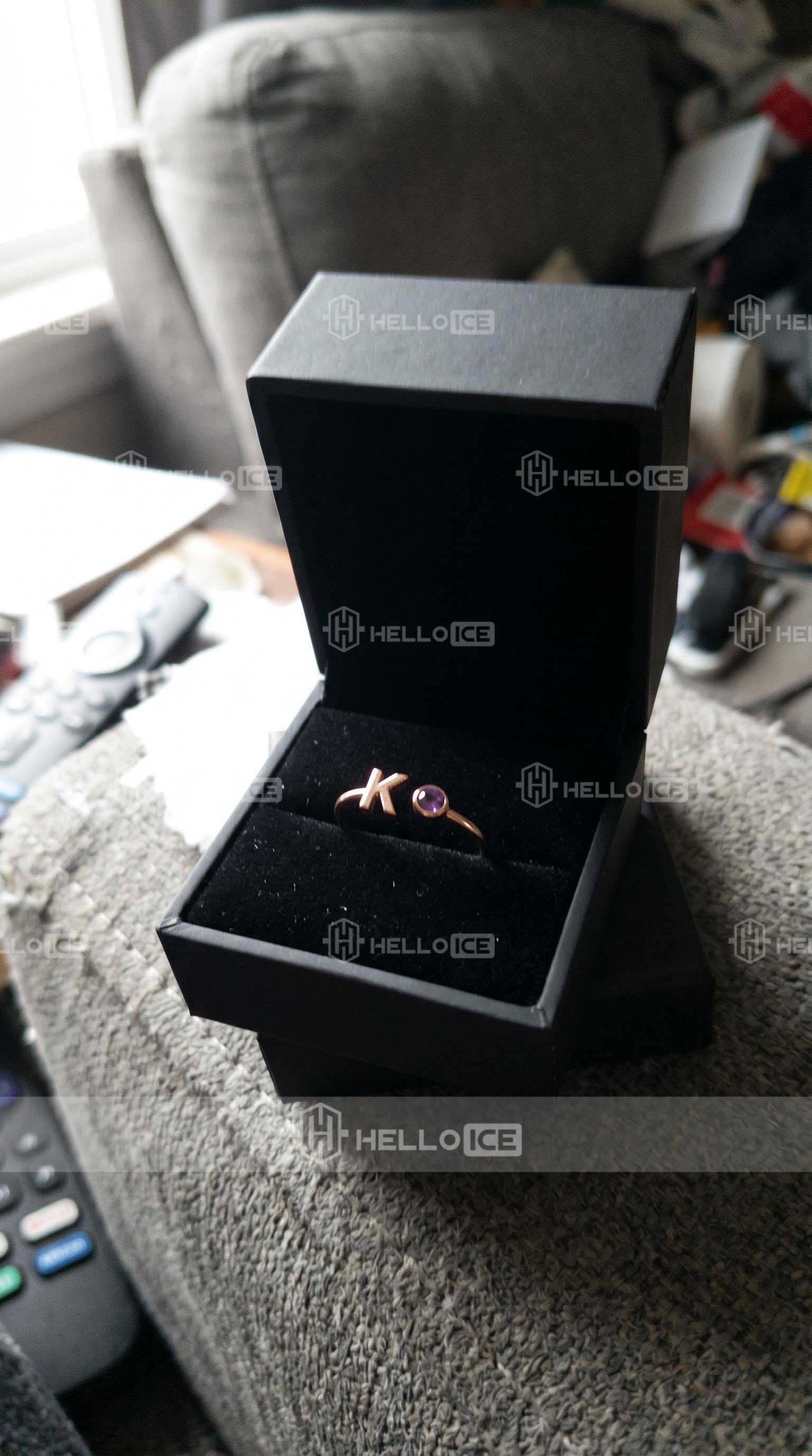 Helloice Review Image