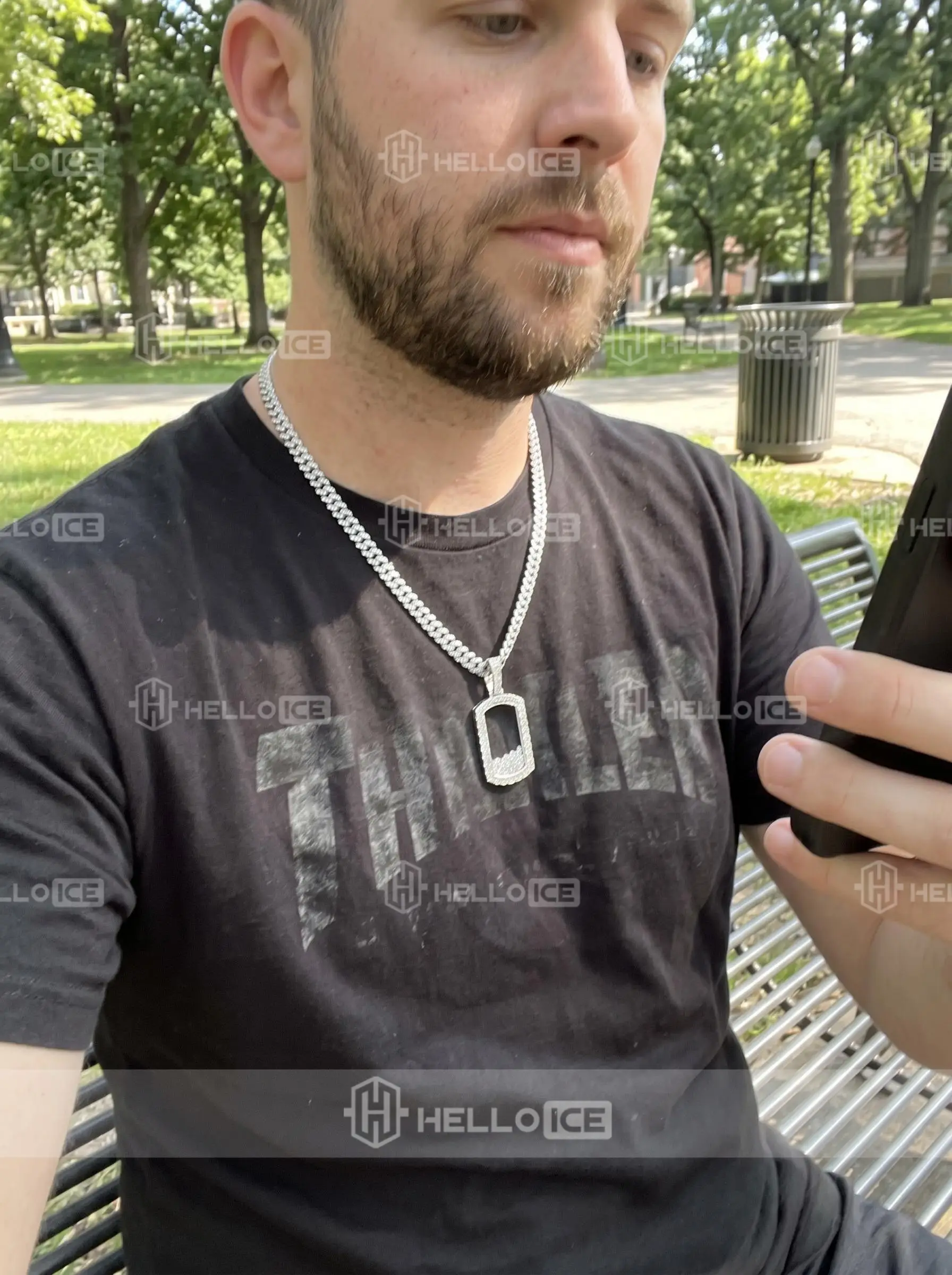 Helloice Review Image