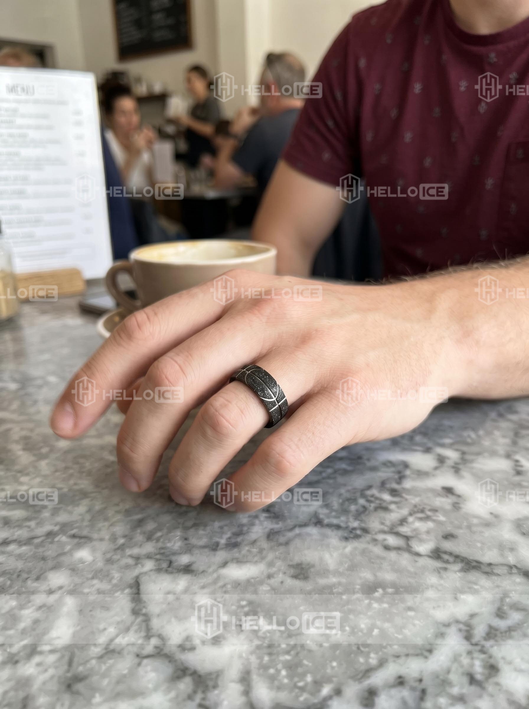 Helloice Review Image