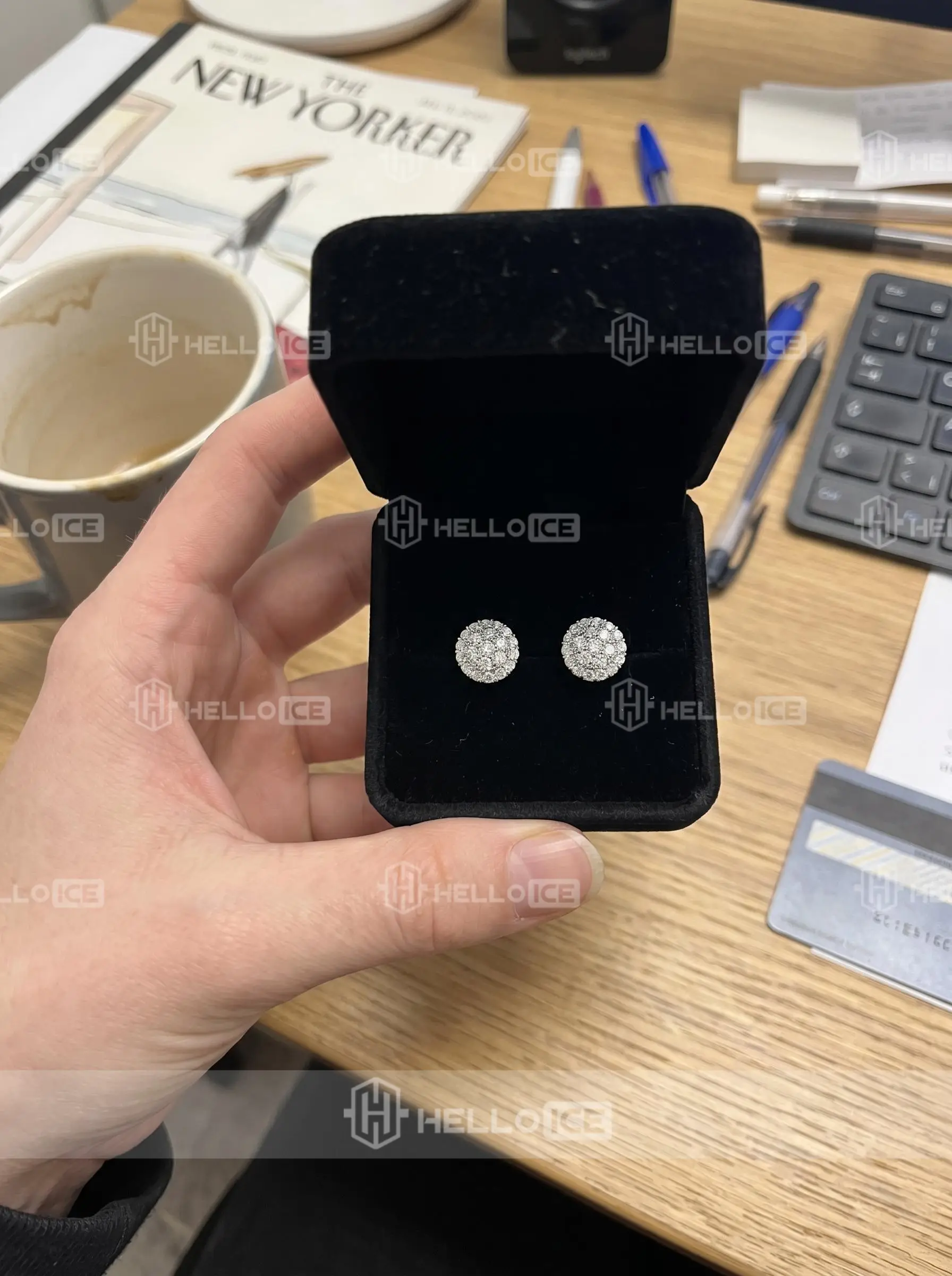 Helloice Review Image
