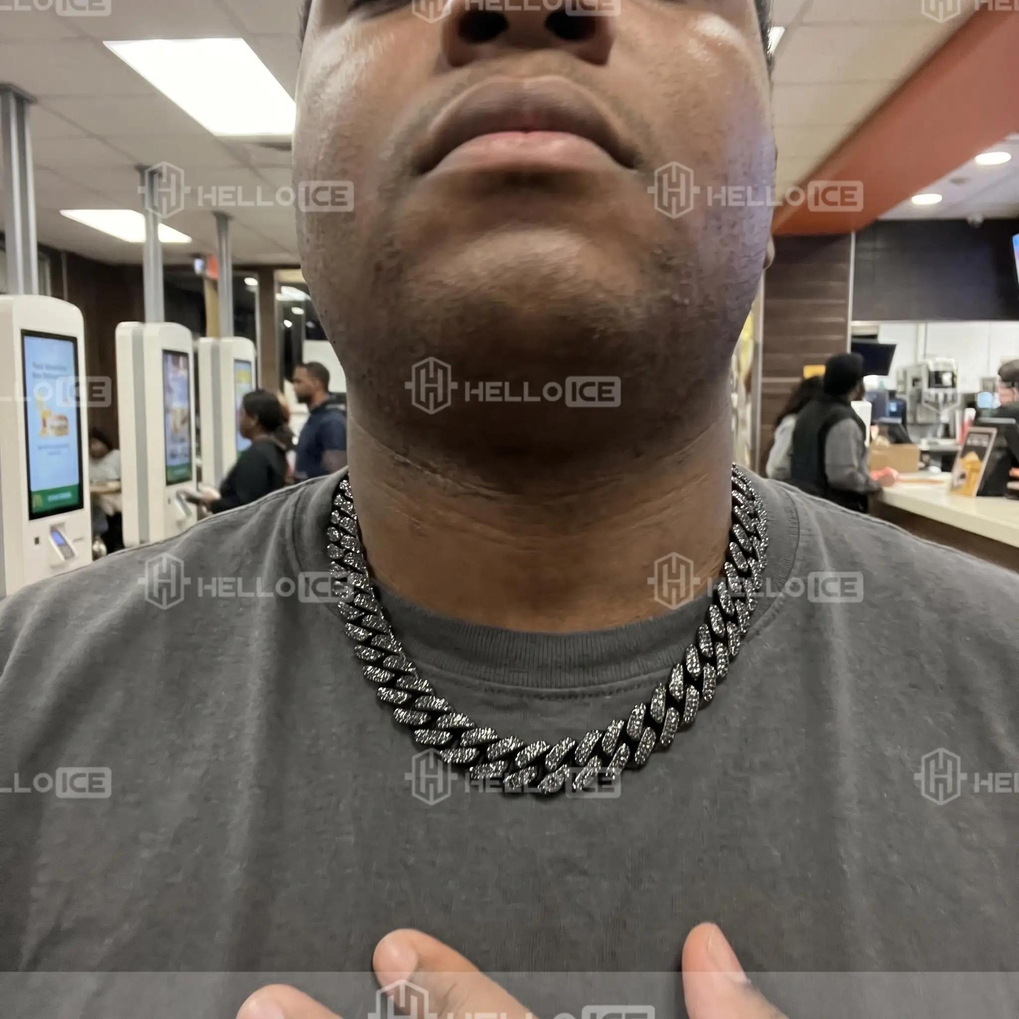 Helloice Review Image