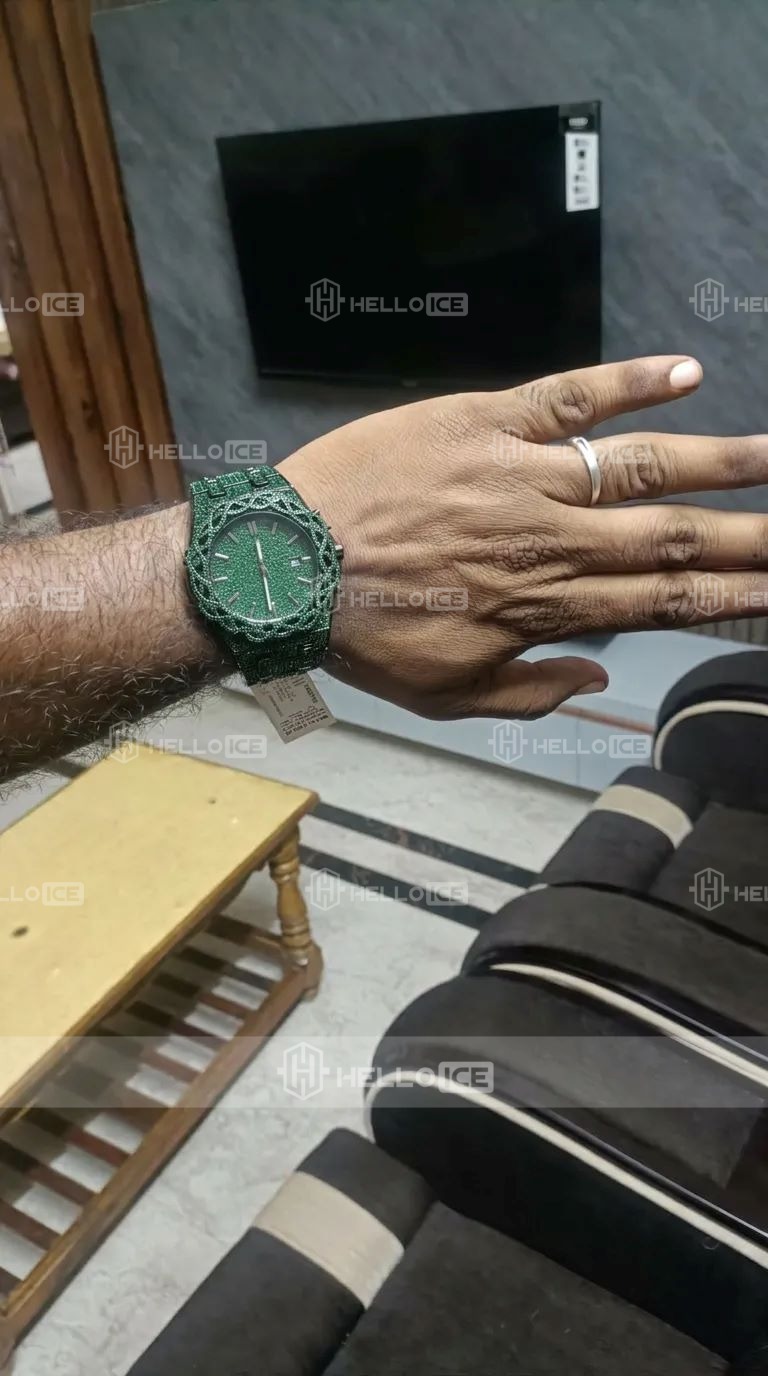 Helloice Review Image