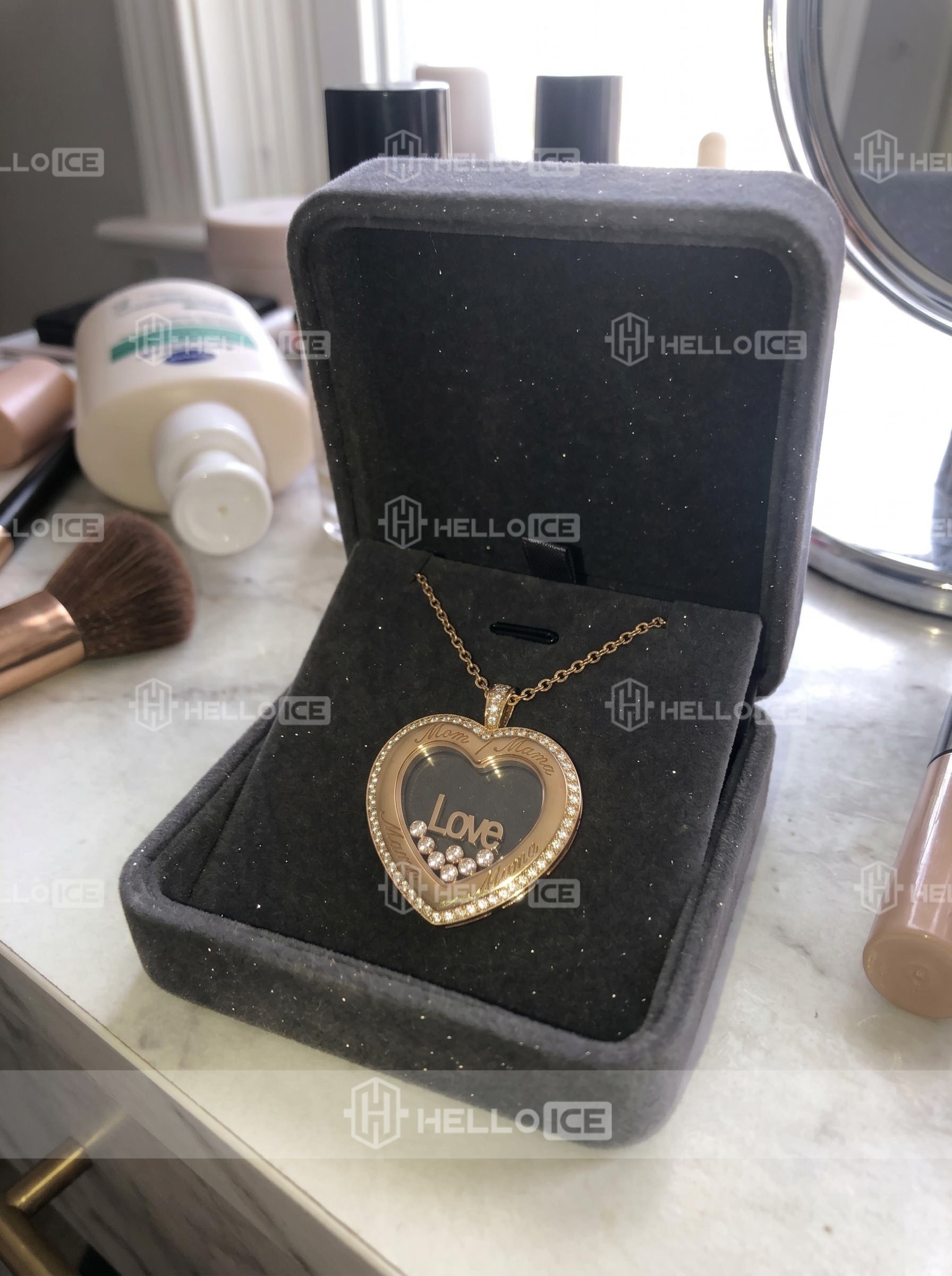 Helloice Review Image