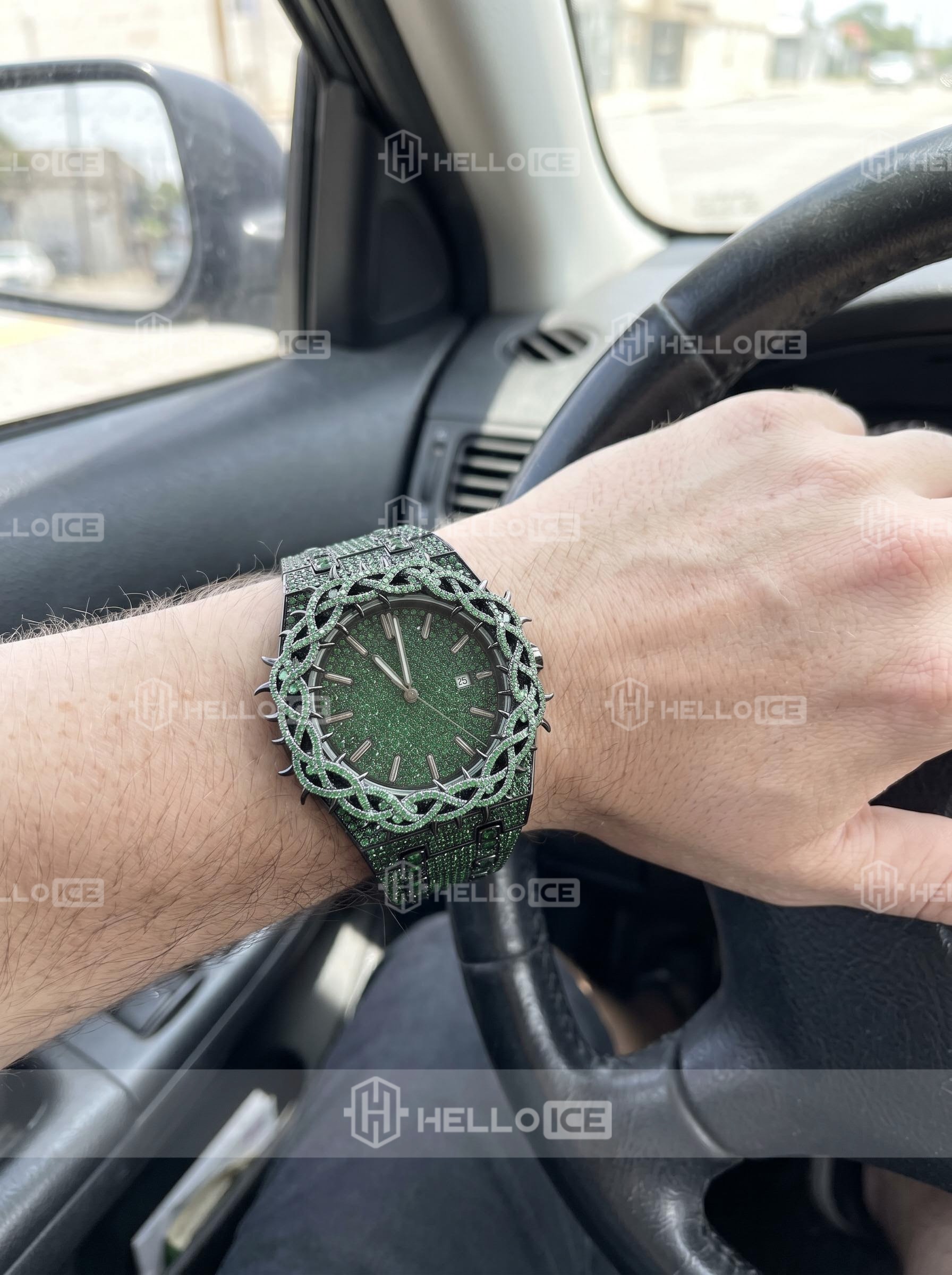 Helloice Review Image