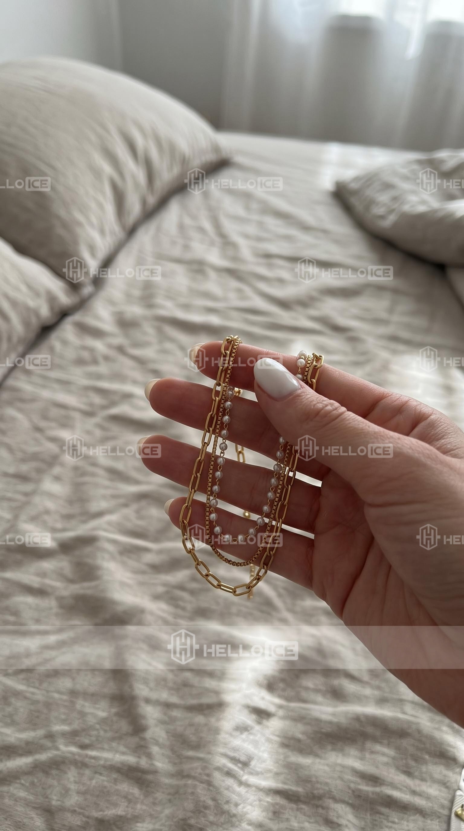 Helloice Review Image