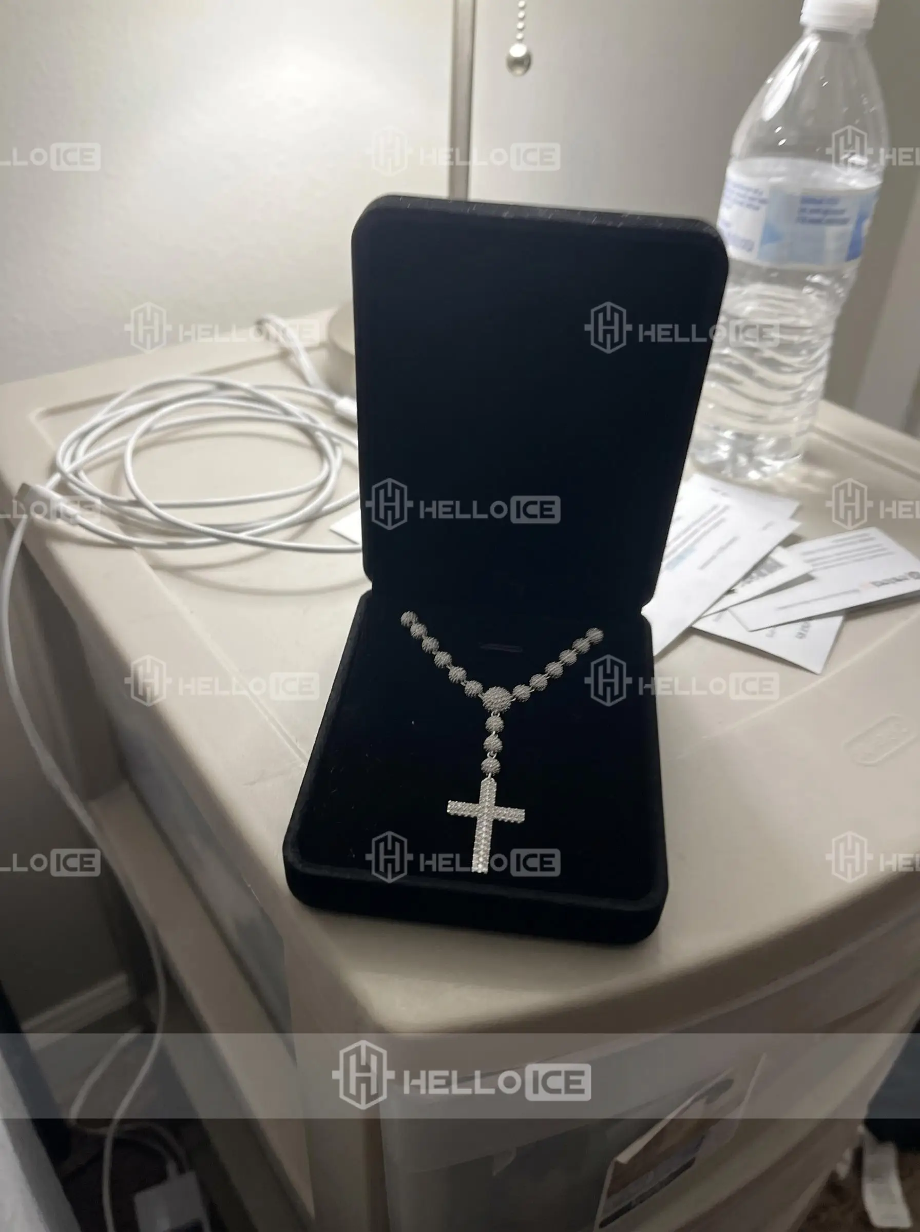 Helloice Review Image