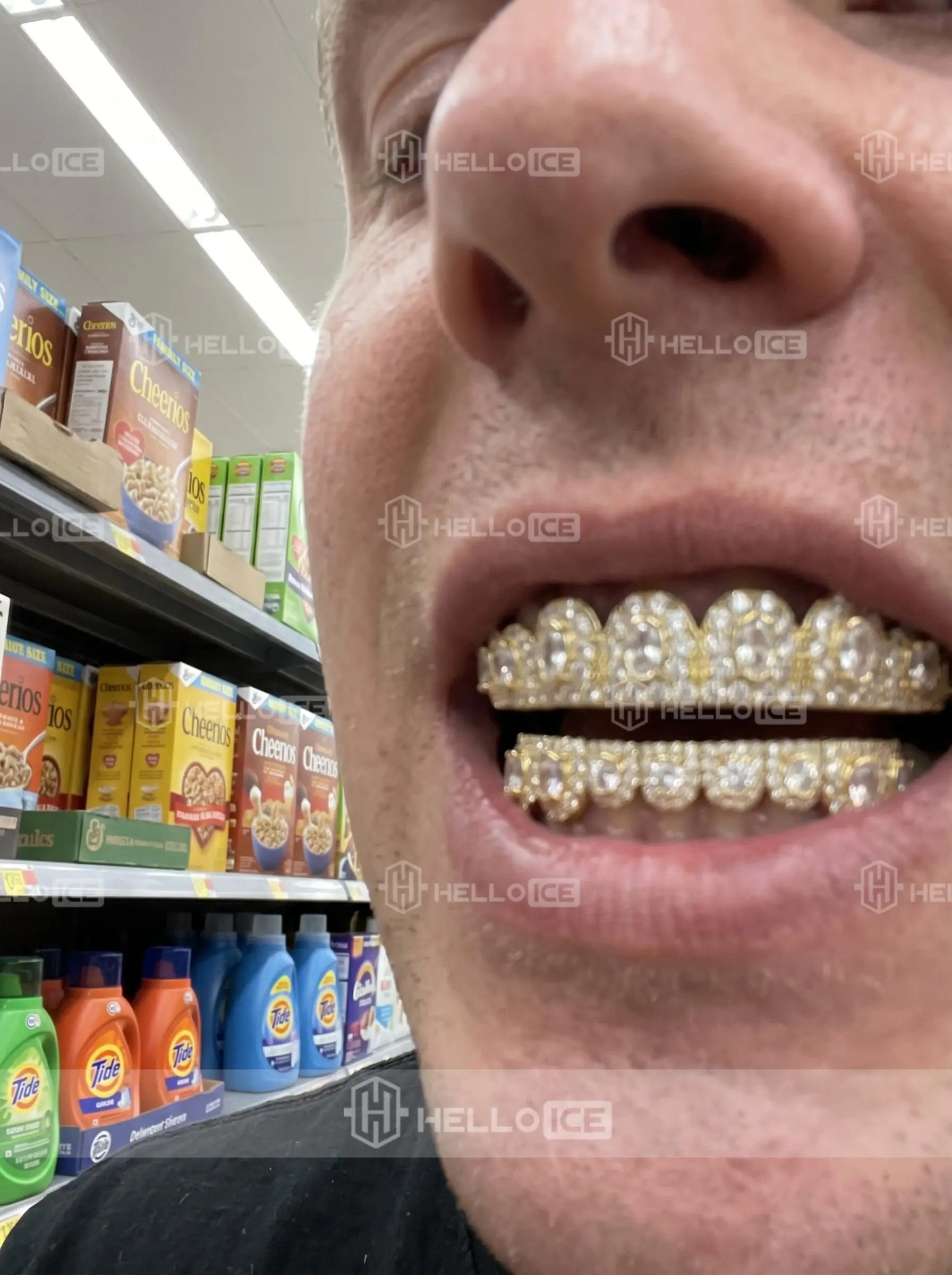 Helloice Review Image