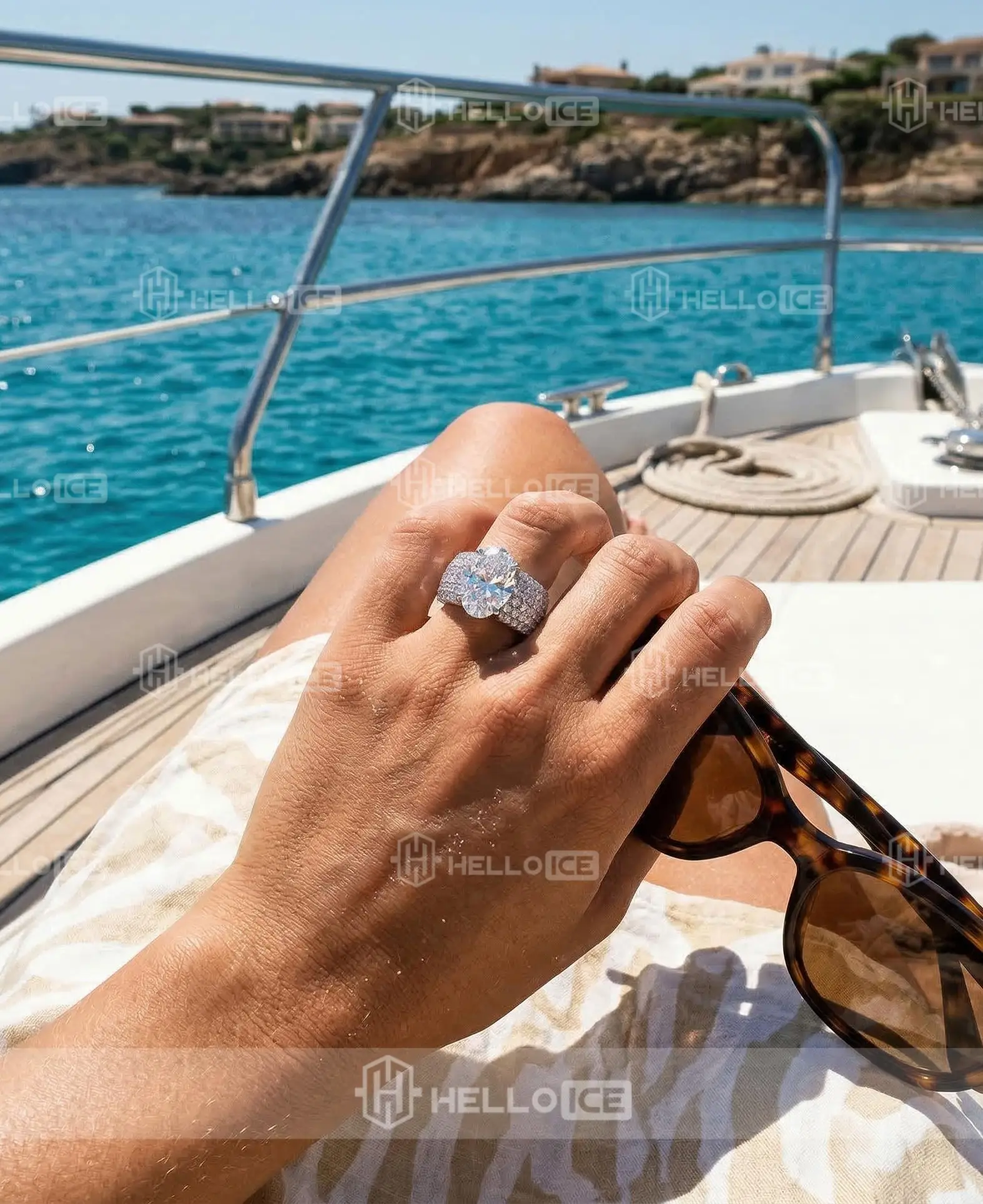 Helloice Review Image