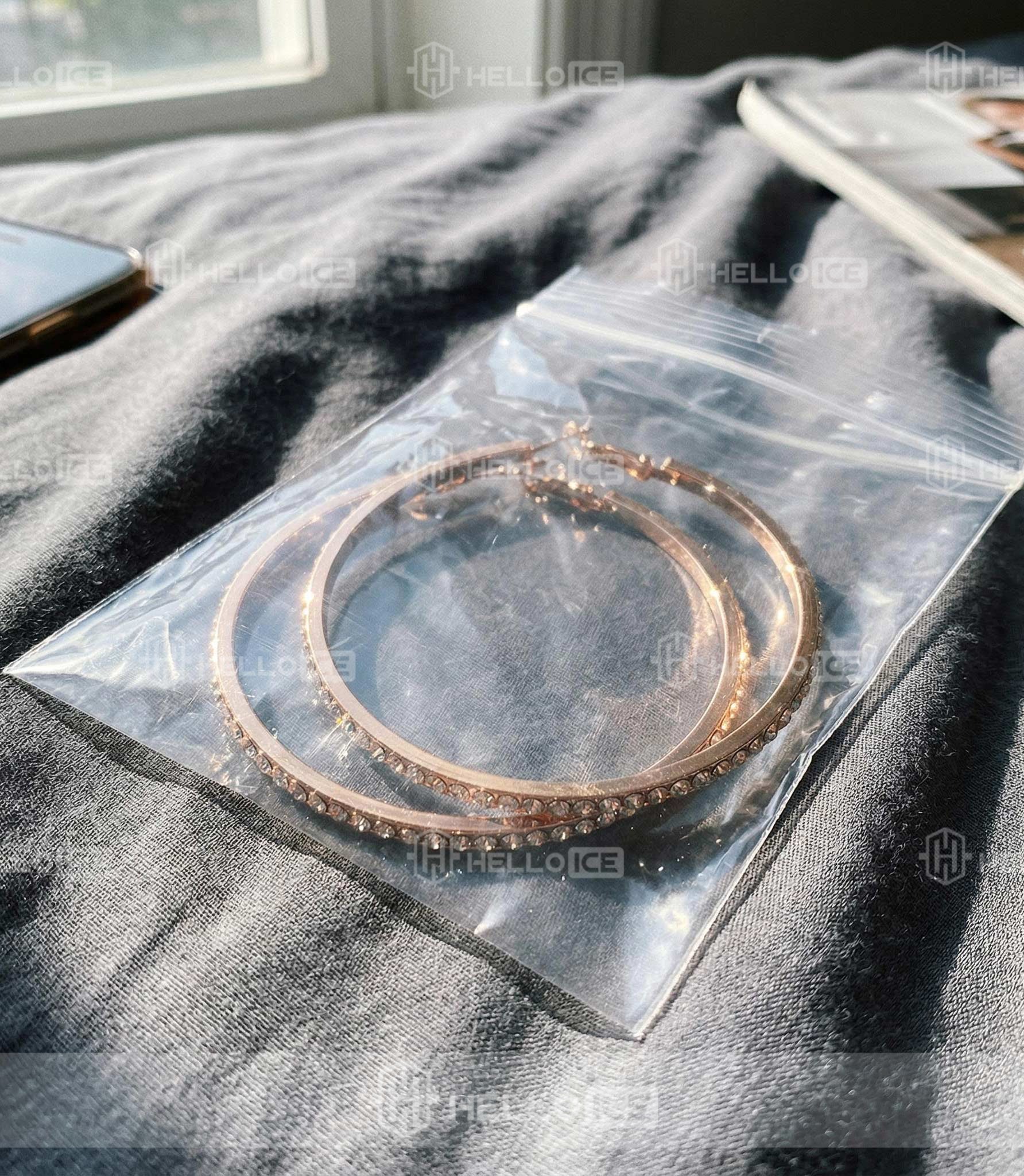 Helloice Review Image