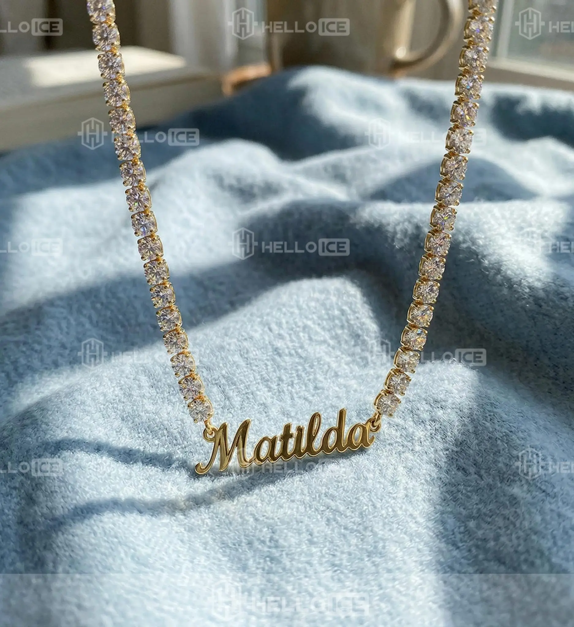 Helloice Review Image