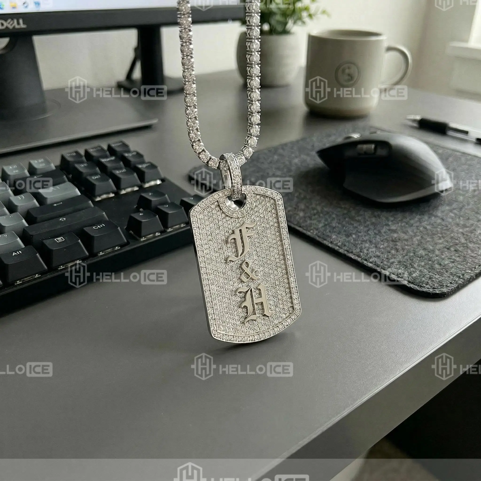 Helloice Review Image