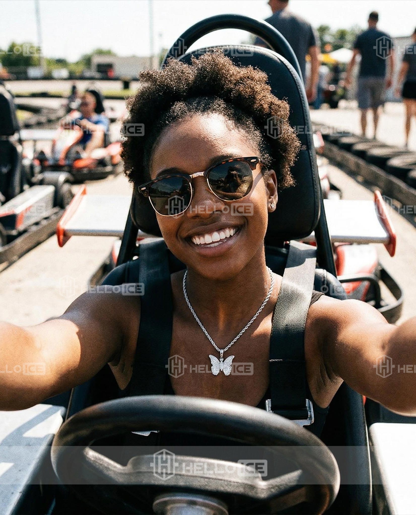 Helloice Review Image