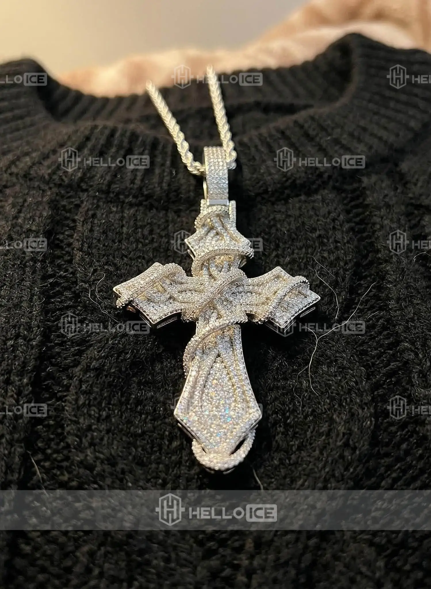 Helloice Review Image