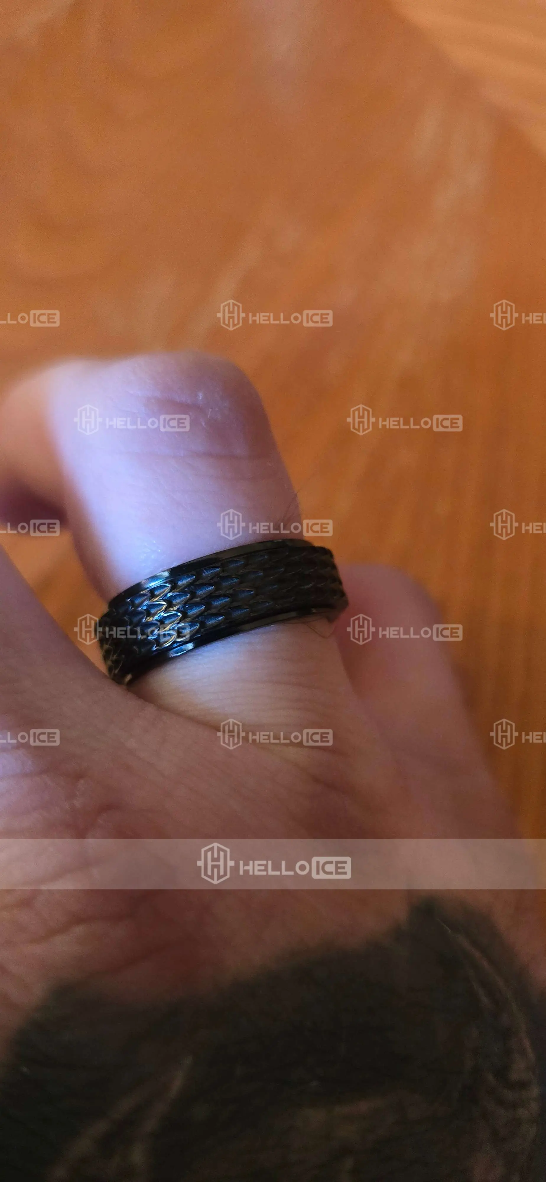 Helloice Review Image