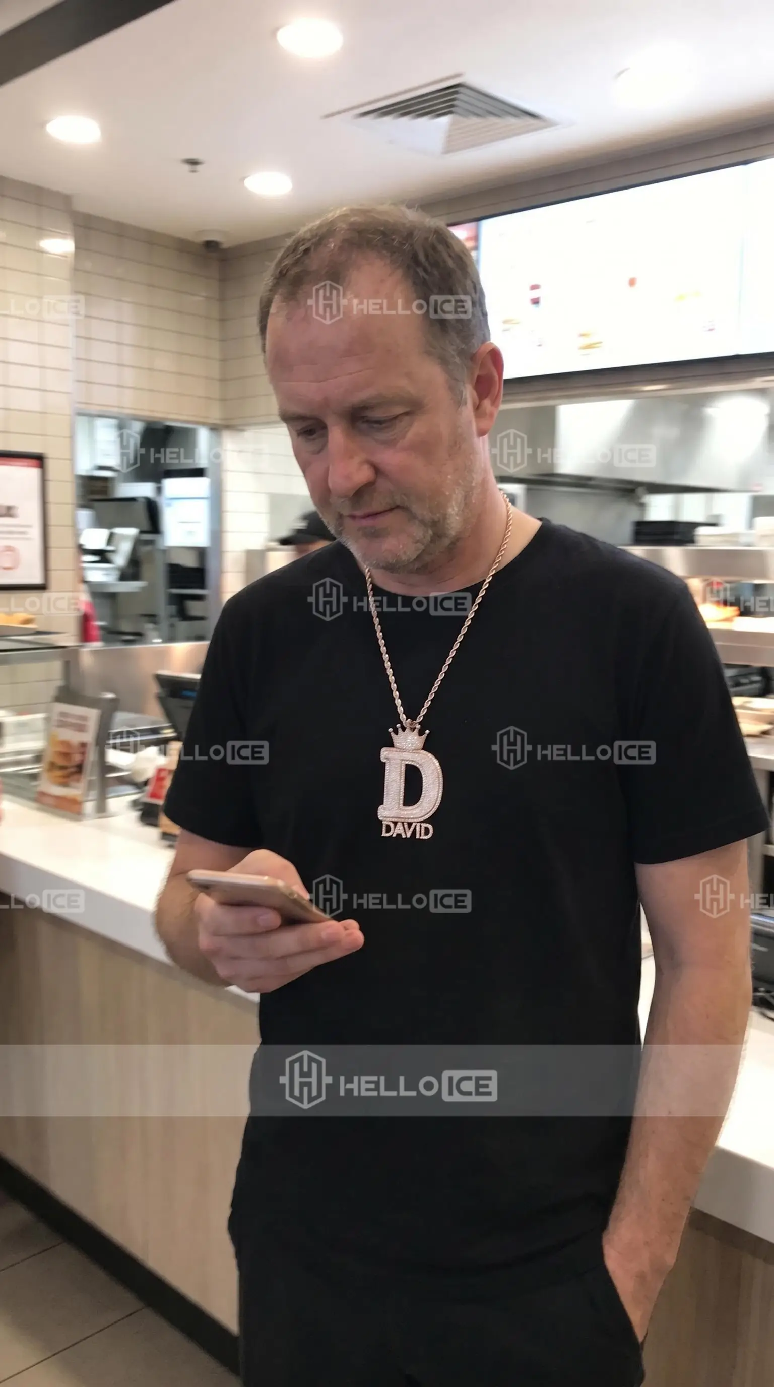 Helloice Review Image