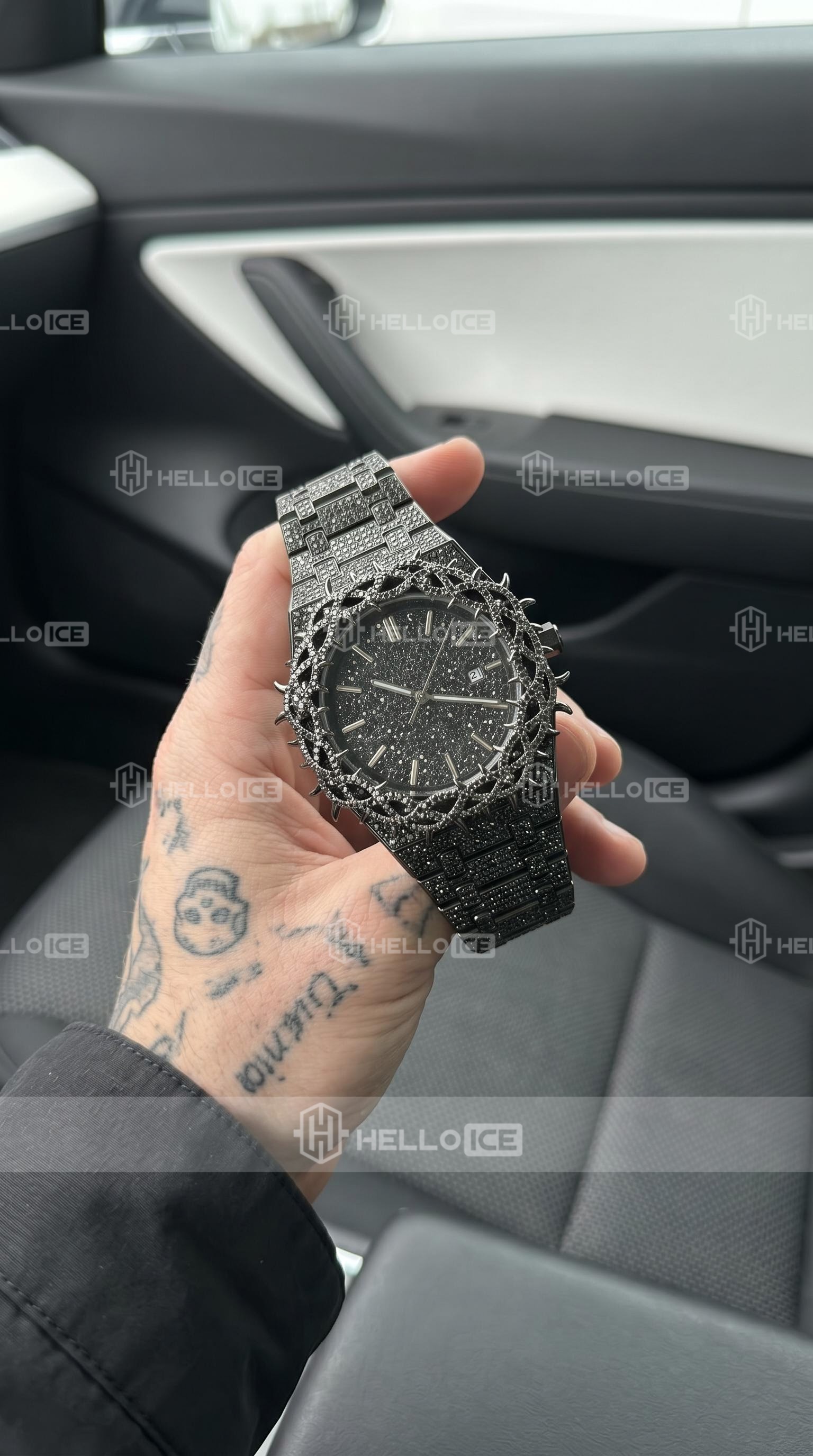 Helloice Review Image