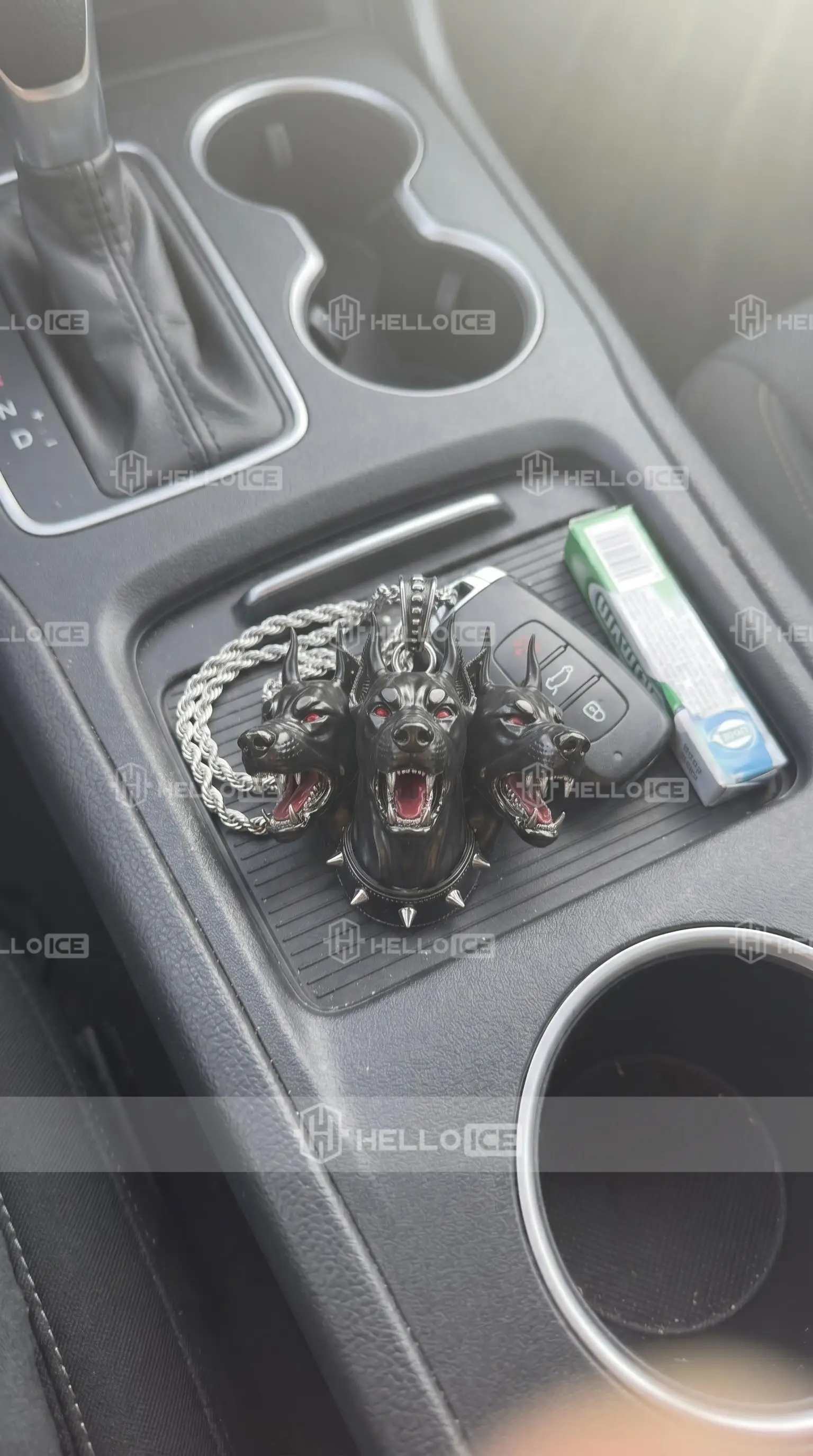 Helloice Review Image