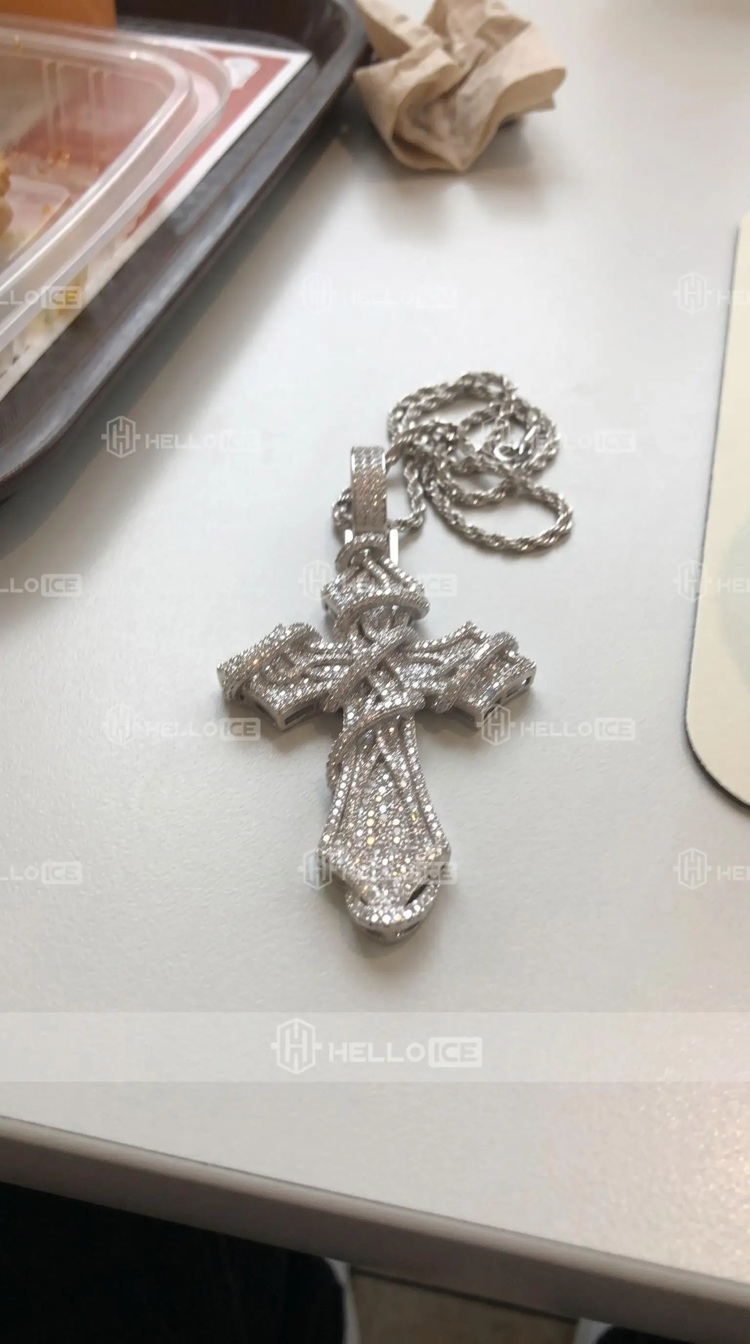 Helloice Review Image