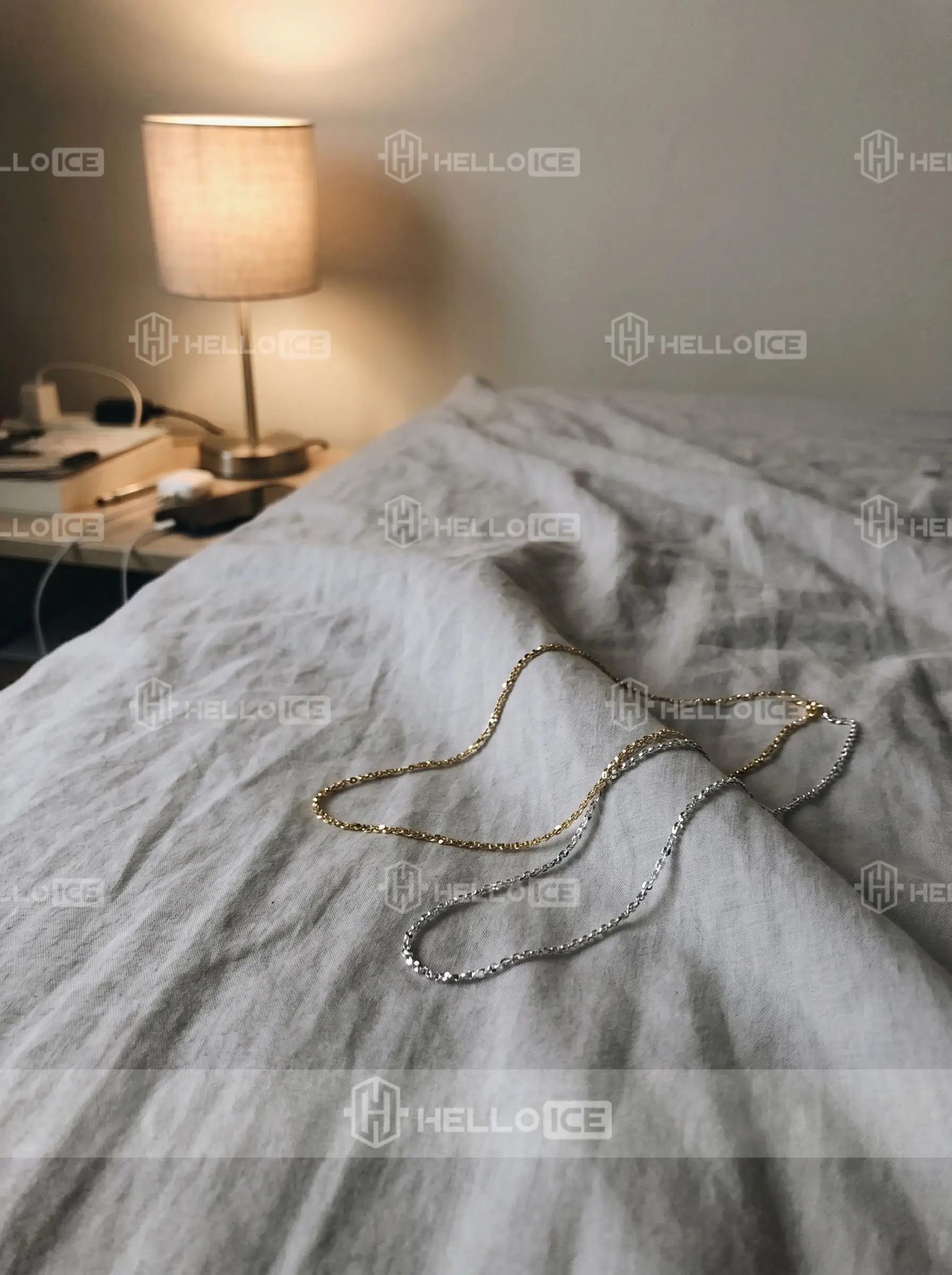 Helloice Review Image