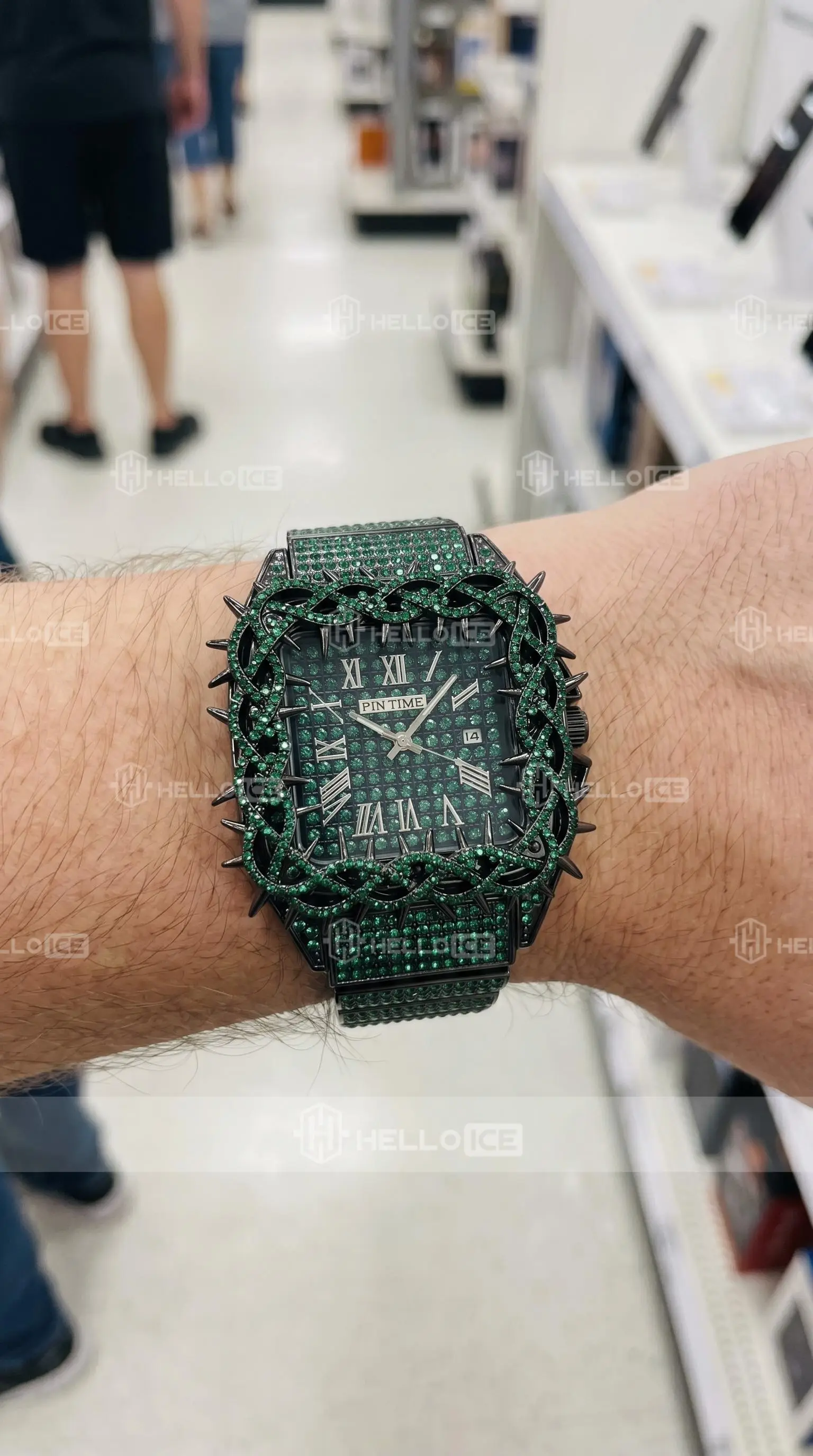 Helloice Review Image