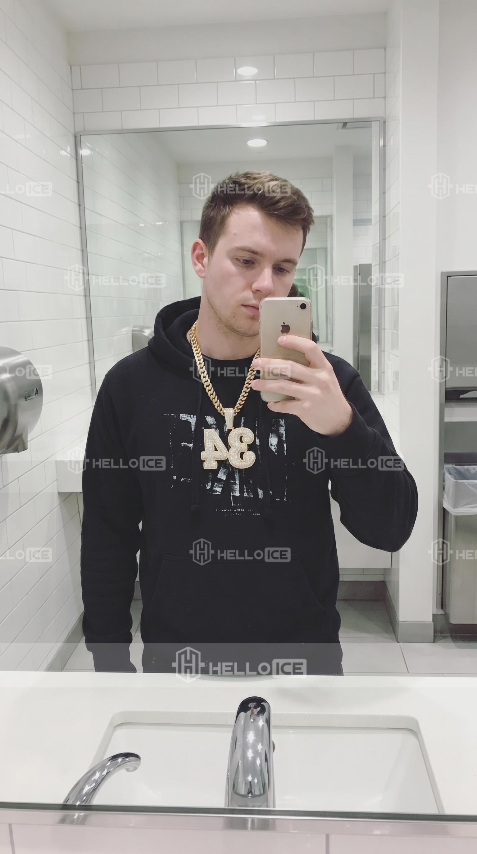 Helloice Review Image