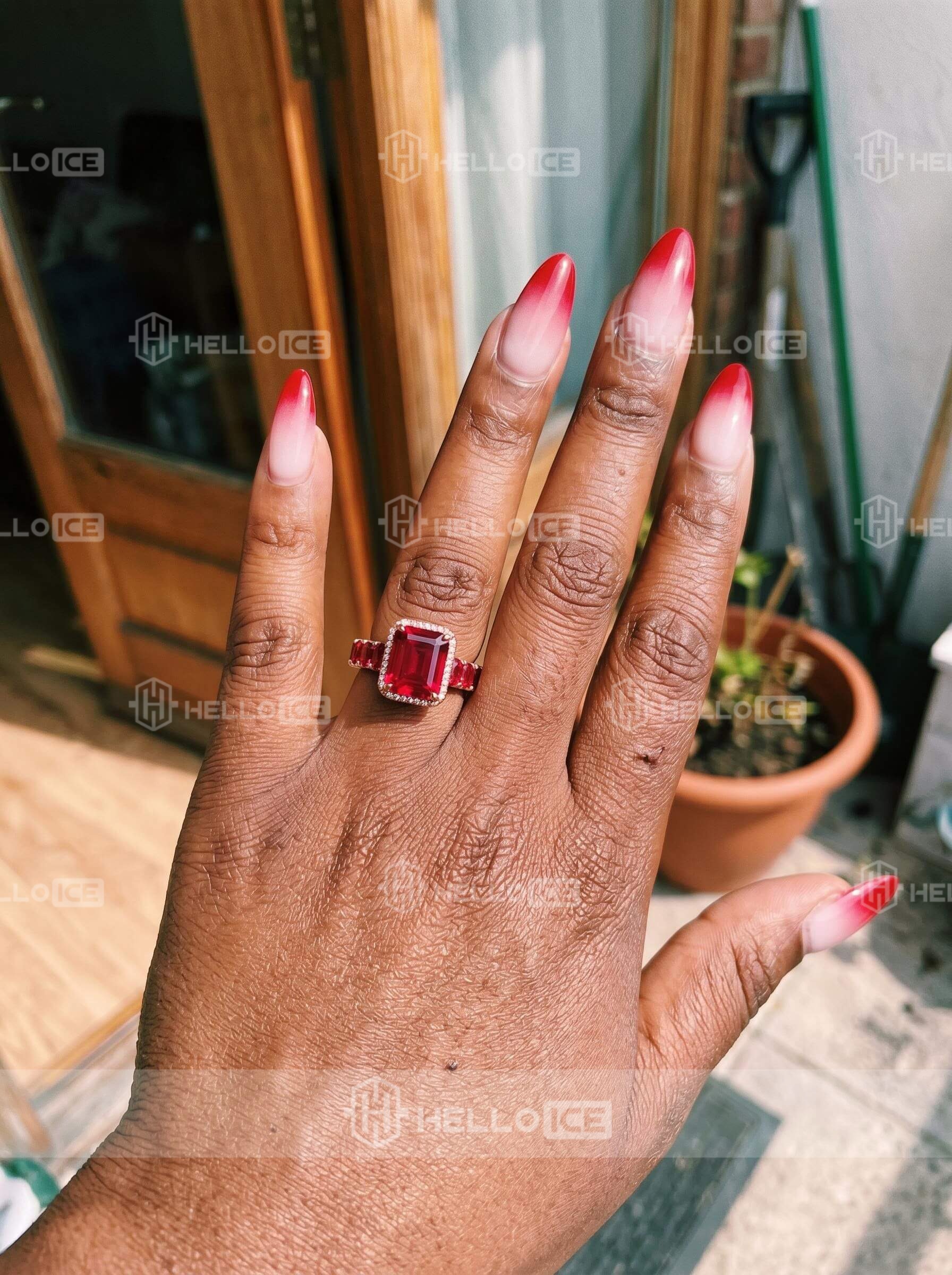 Helloice Review Image