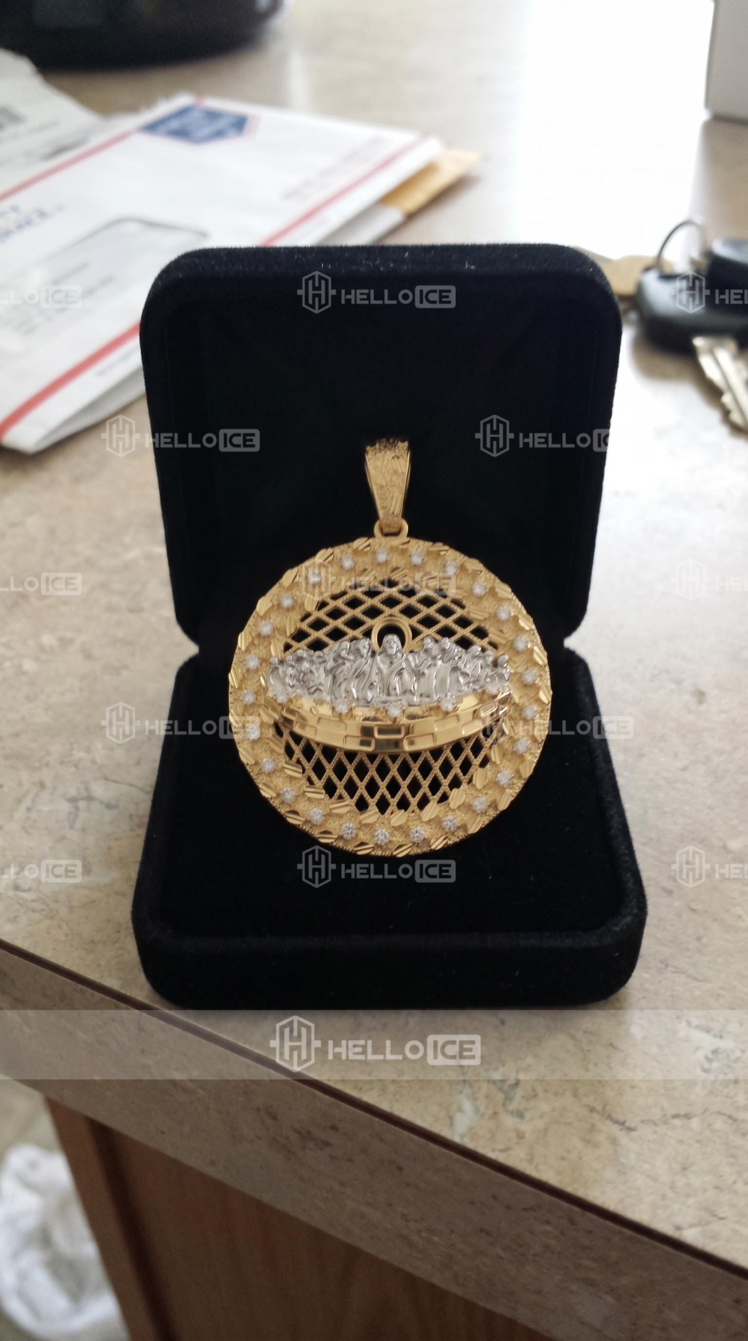 Helloice Review Image