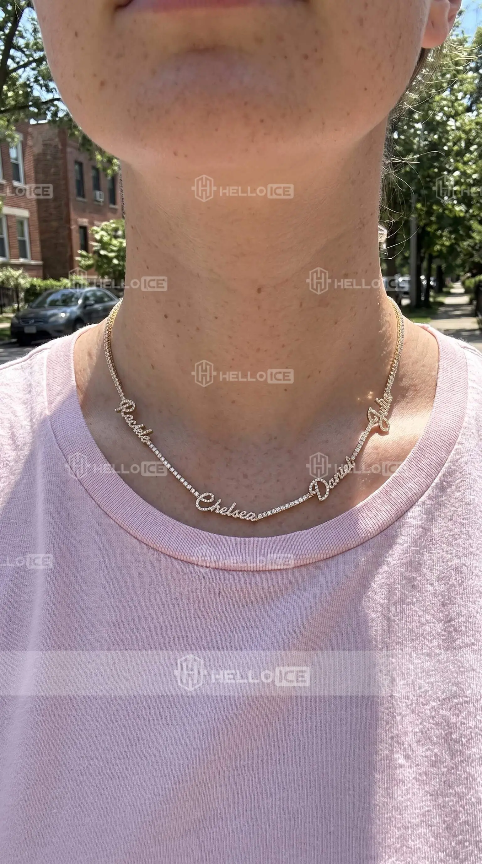 Helloice Review Image