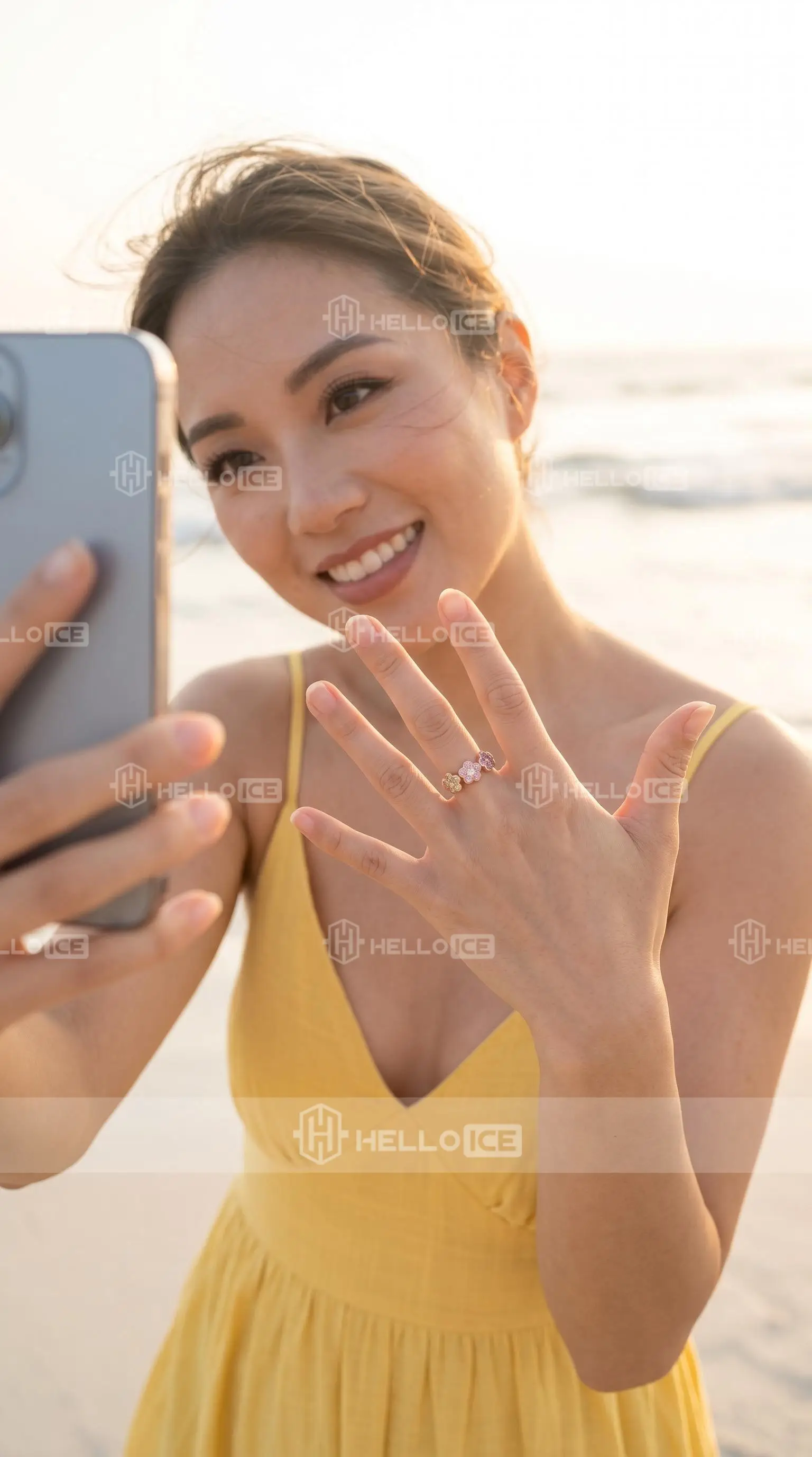 Helloice Review Image