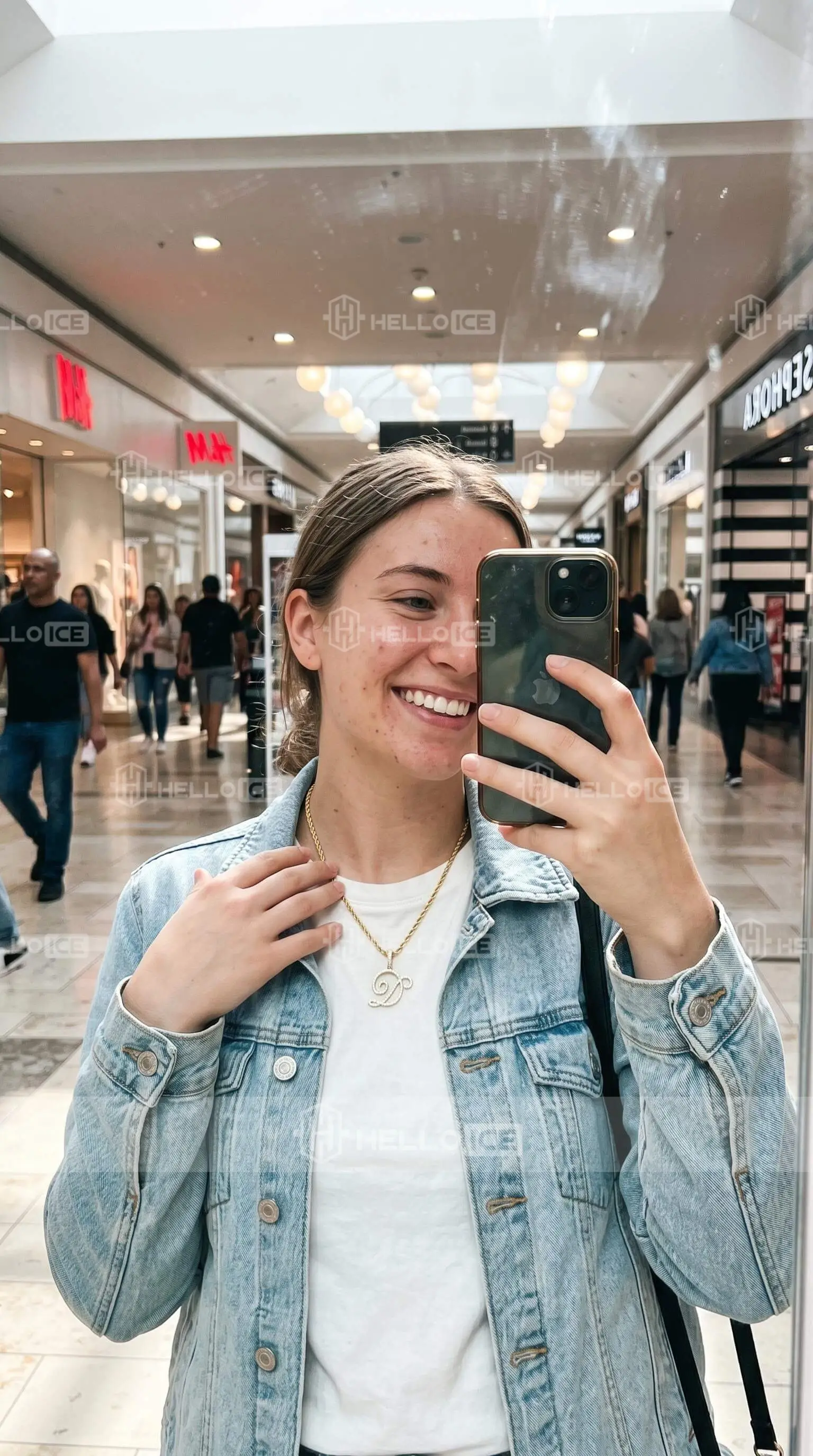 Helloice Review Image
