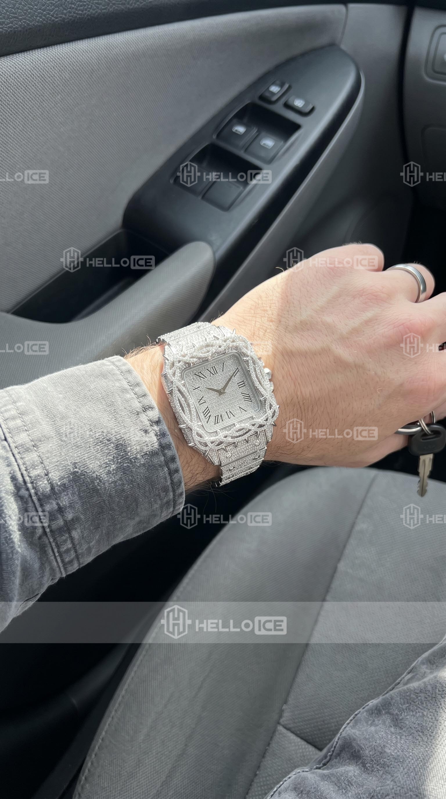 Helloice Review Image