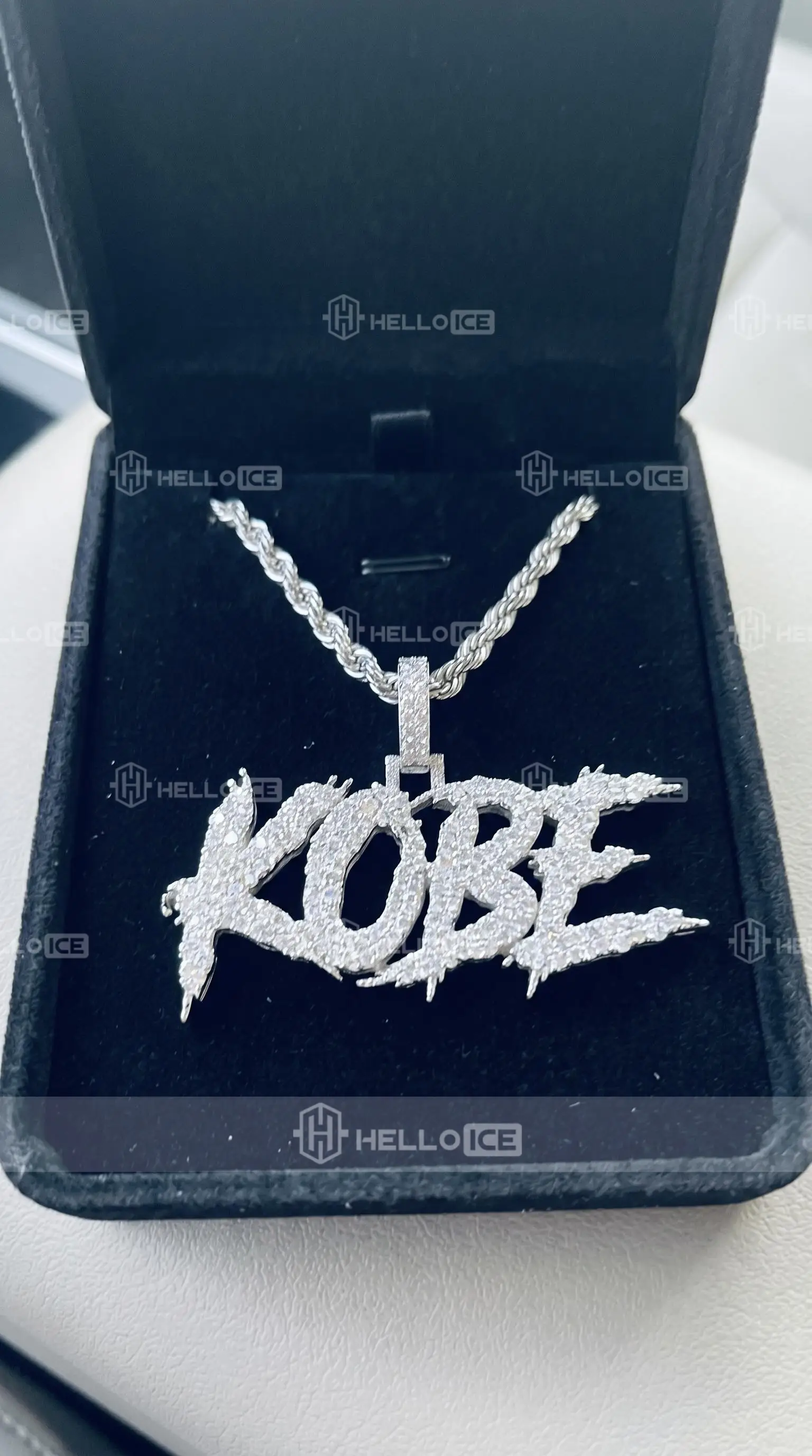 Helloice Review Image